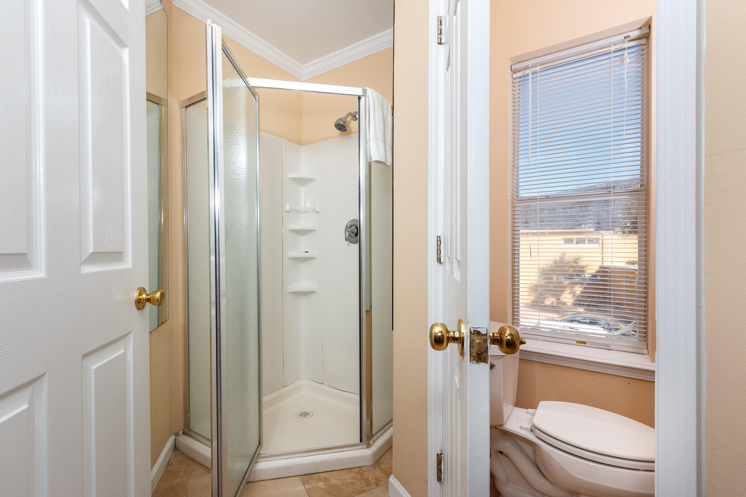 ISLAND MIST - Residential