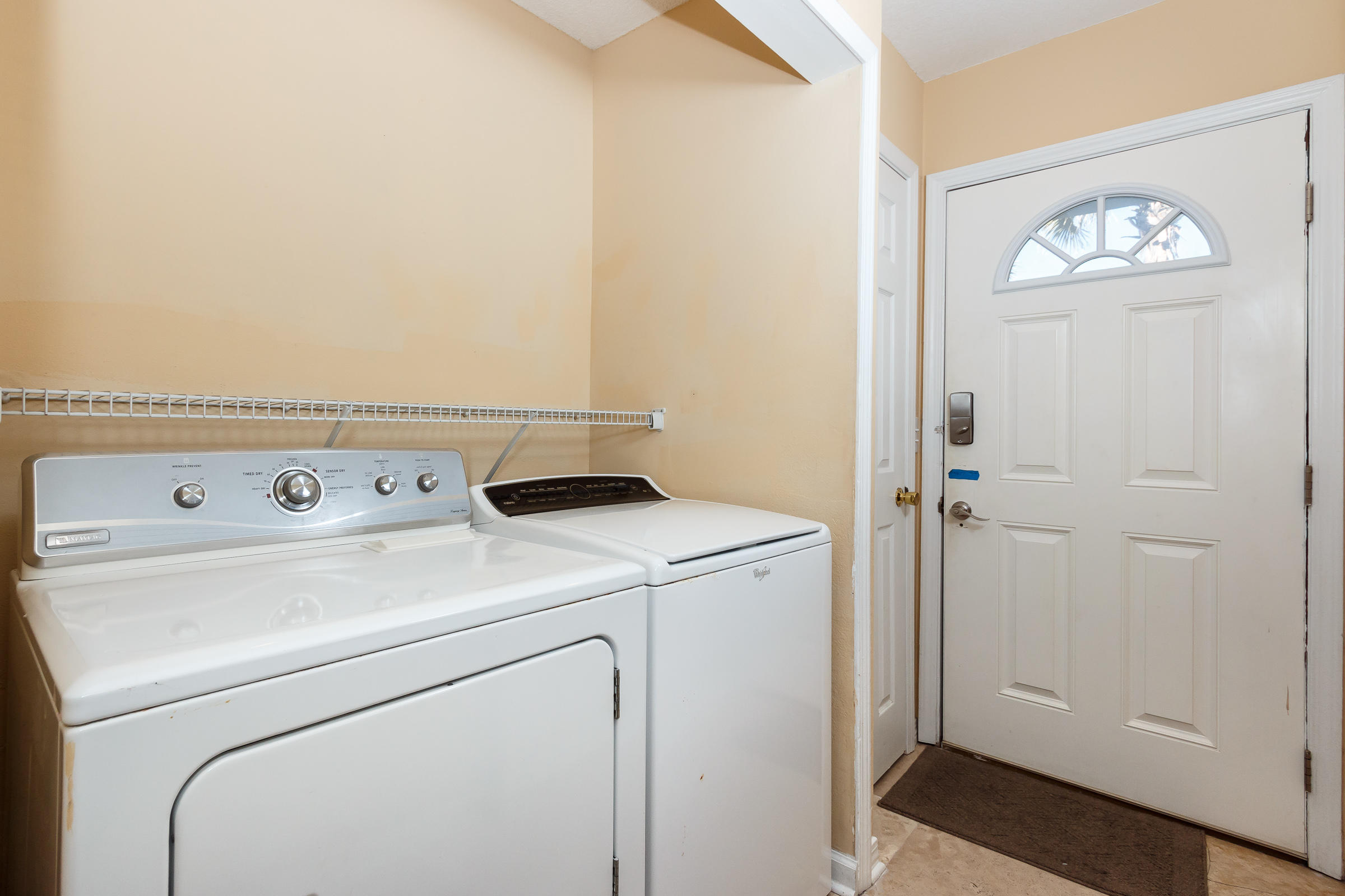 ISLAND MIST - Residential