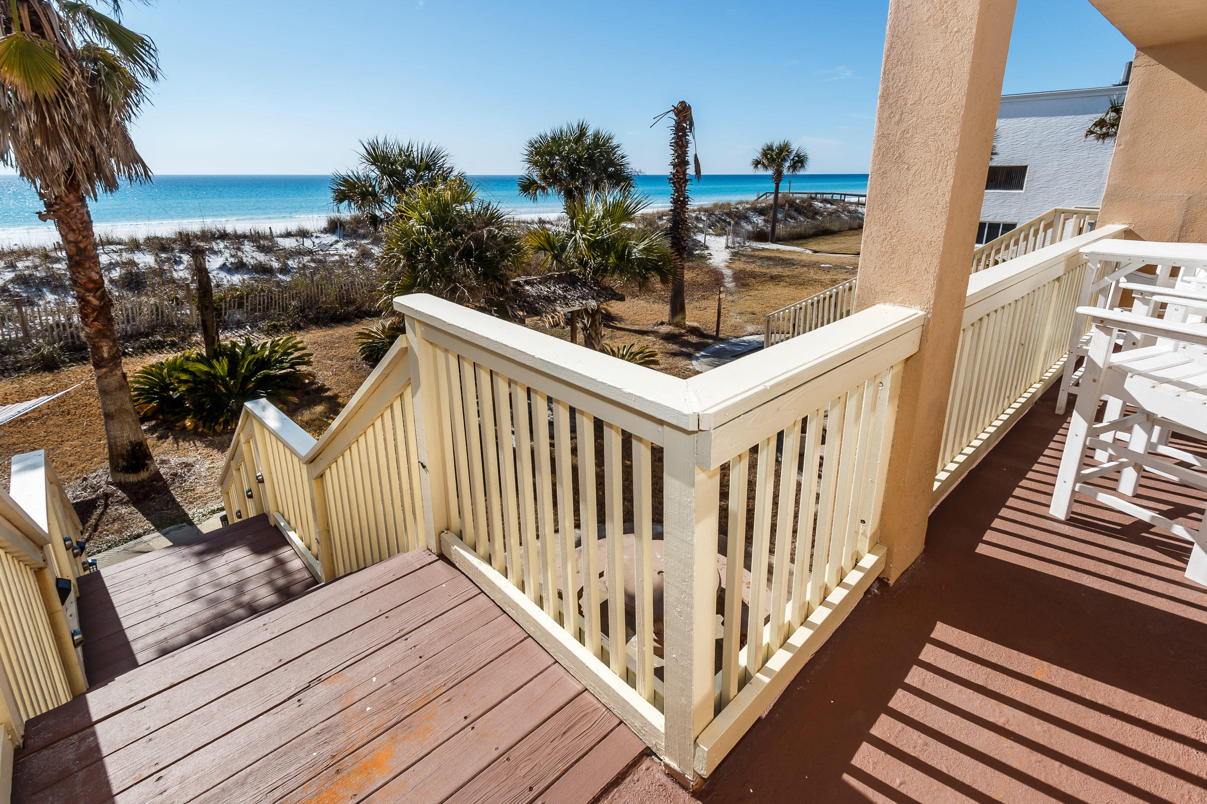 ISLAND MIST - Residential