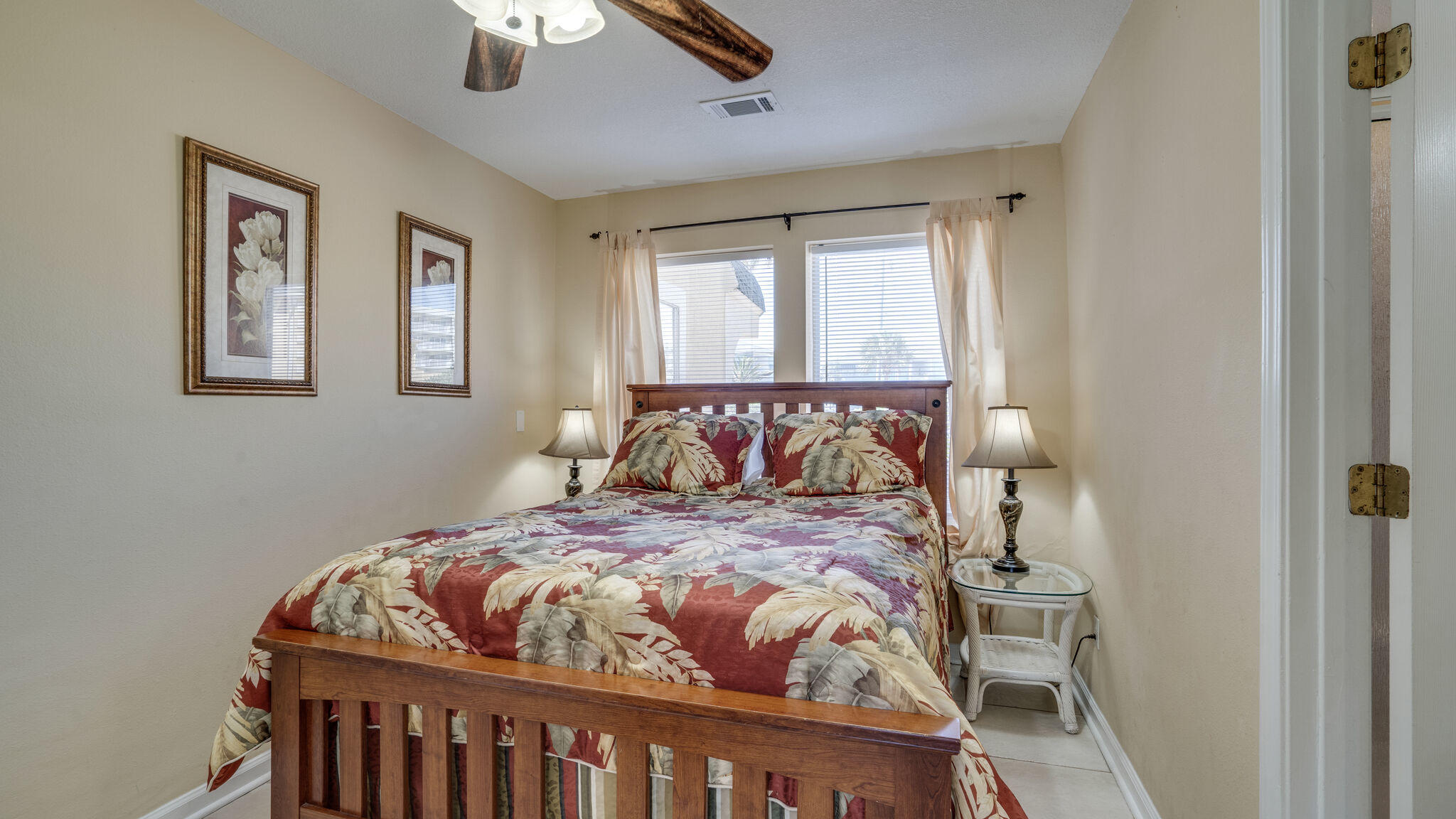 ISLAND MIST - Residential