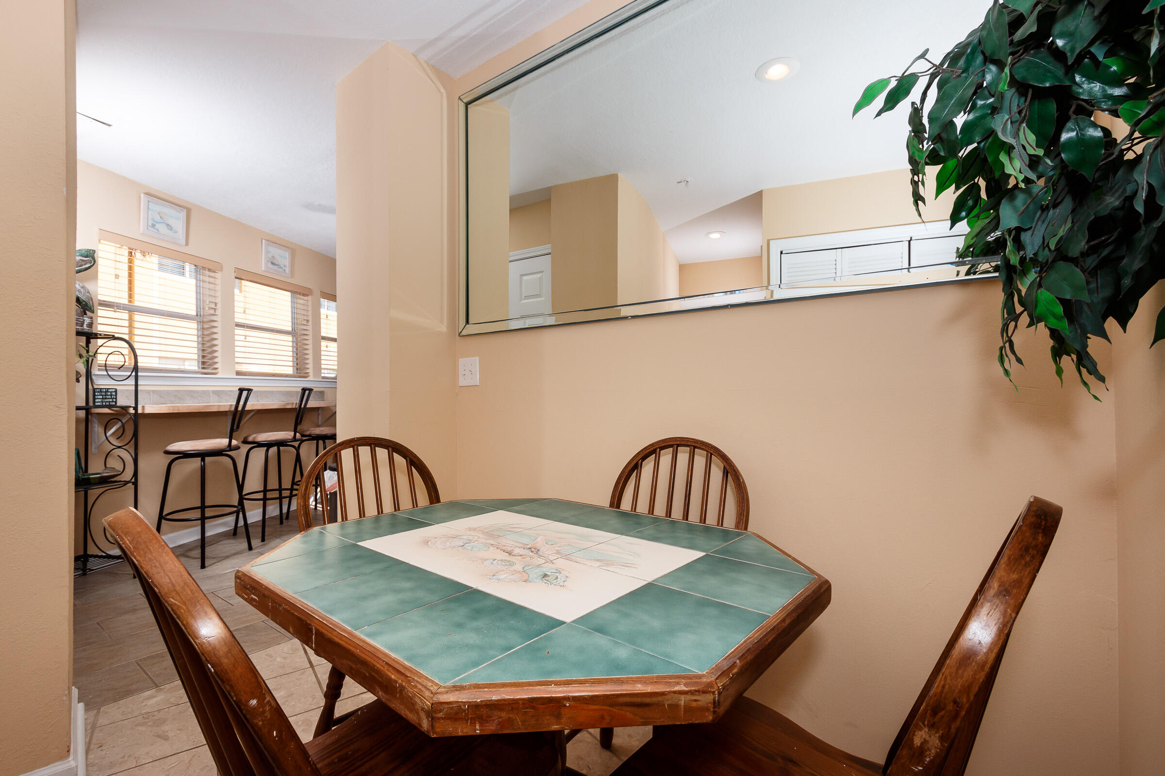 ISLAND MIST - Residential