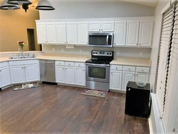 VICTORIAN VILLAGE - Residential