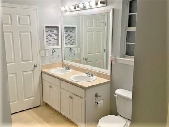 VICTORIAN VILLAGE - Residential