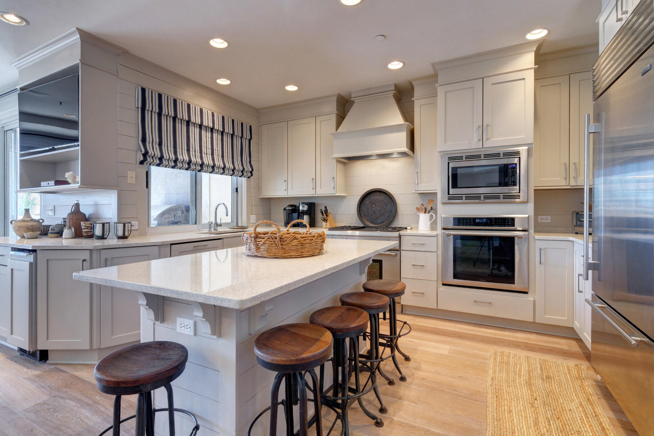 HIDDEN DUNES GRAND VILLAS - Residential