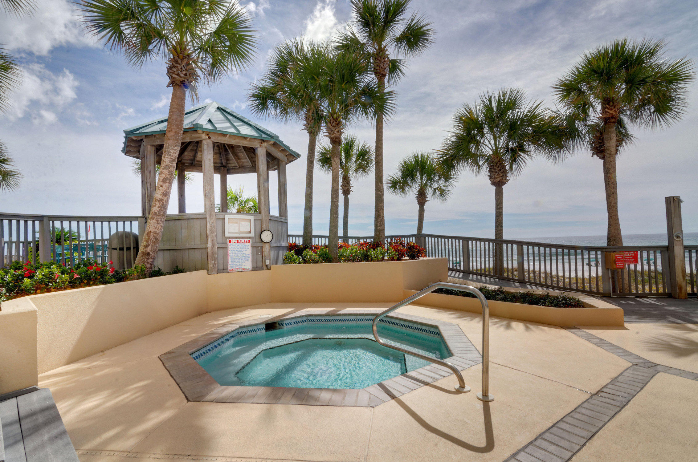 HIDDEN DUNES GRAND VILLAS - Residential