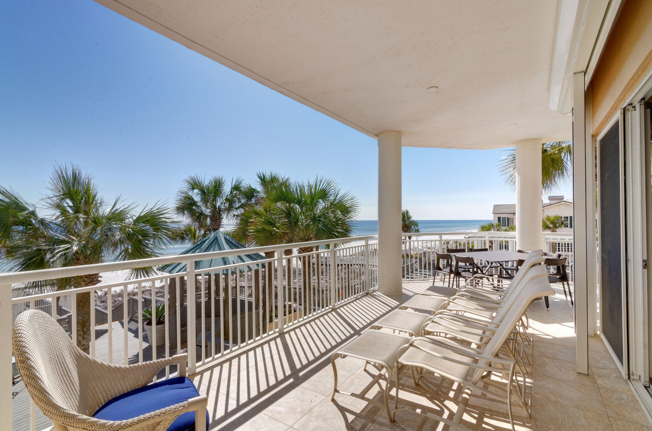 HIDDEN DUNES GRAND VILLAS - Residential