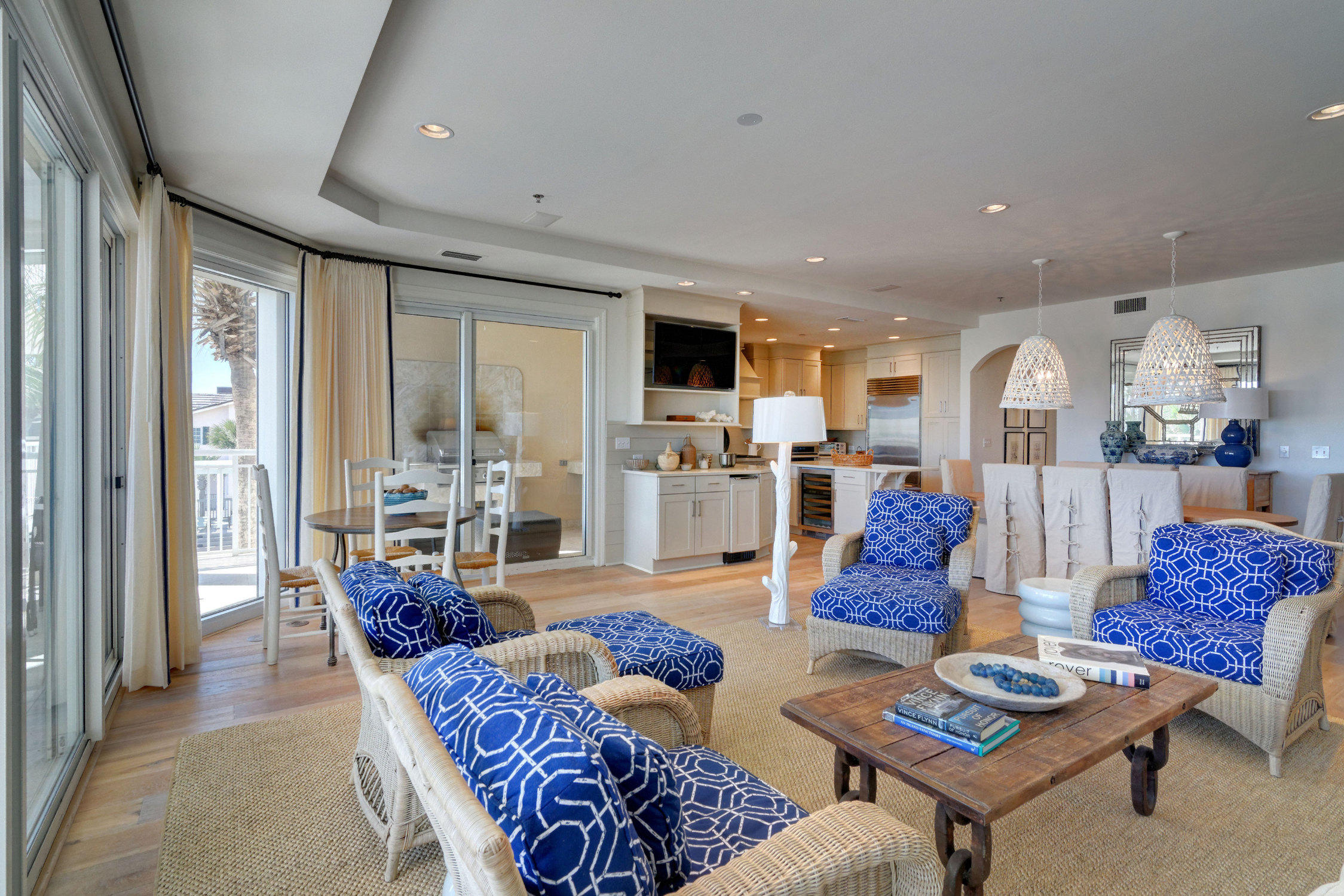 HIDDEN DUNES GRAND VILLAS - Residential