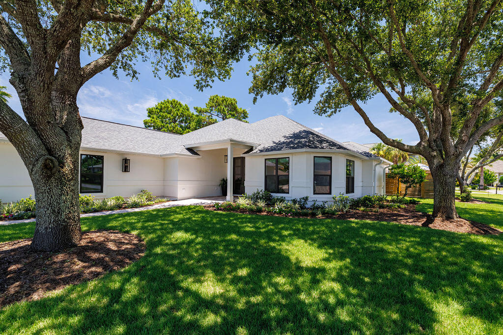 EMERALD LAKES PH 1 - Residential