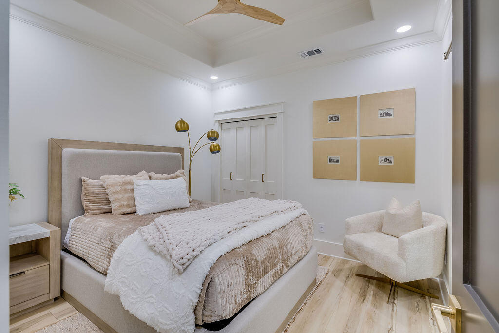 EMERALD LAKES PH 1 - Residential