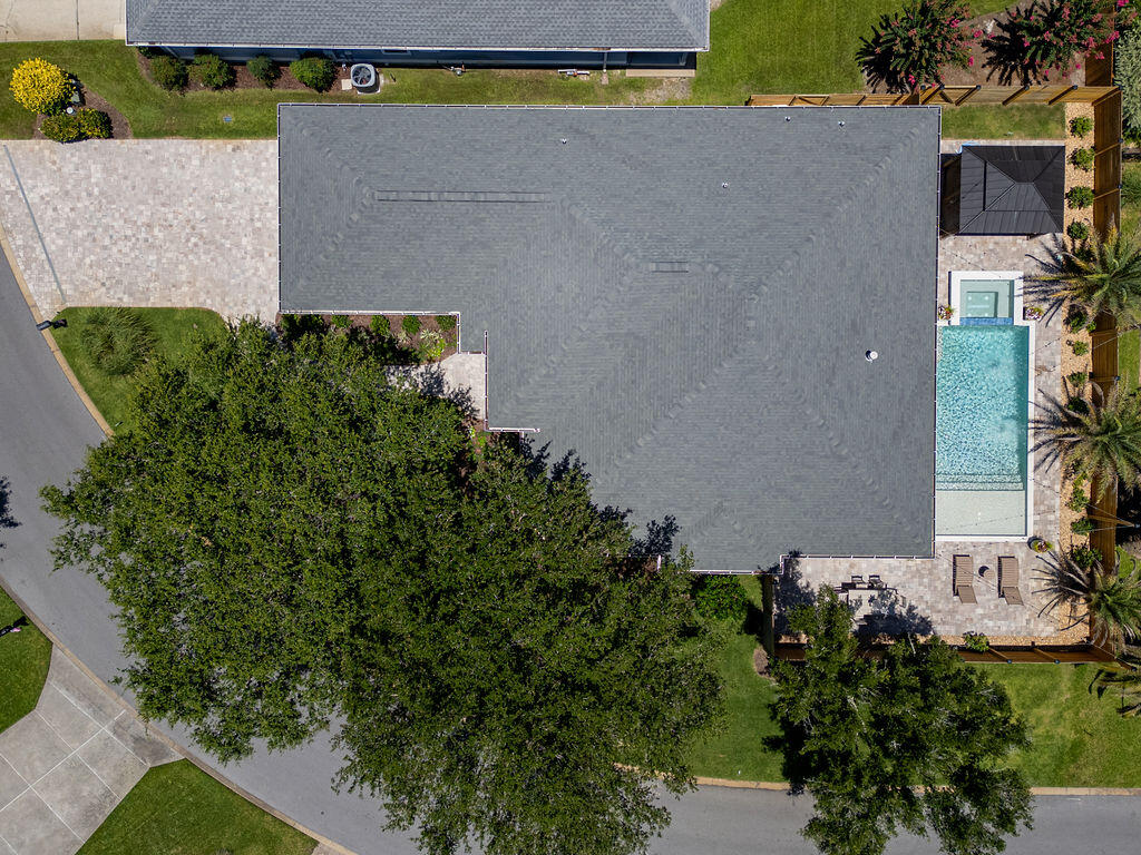 EMERALD LAKES PH 1 - Residential