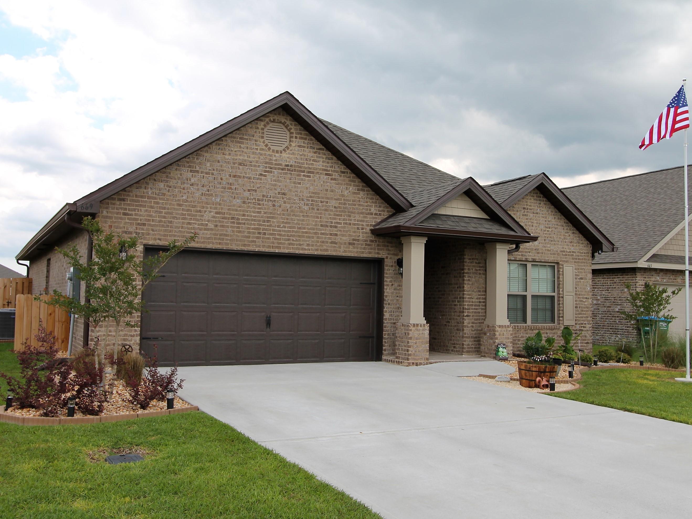 Redstone Commons - Residential