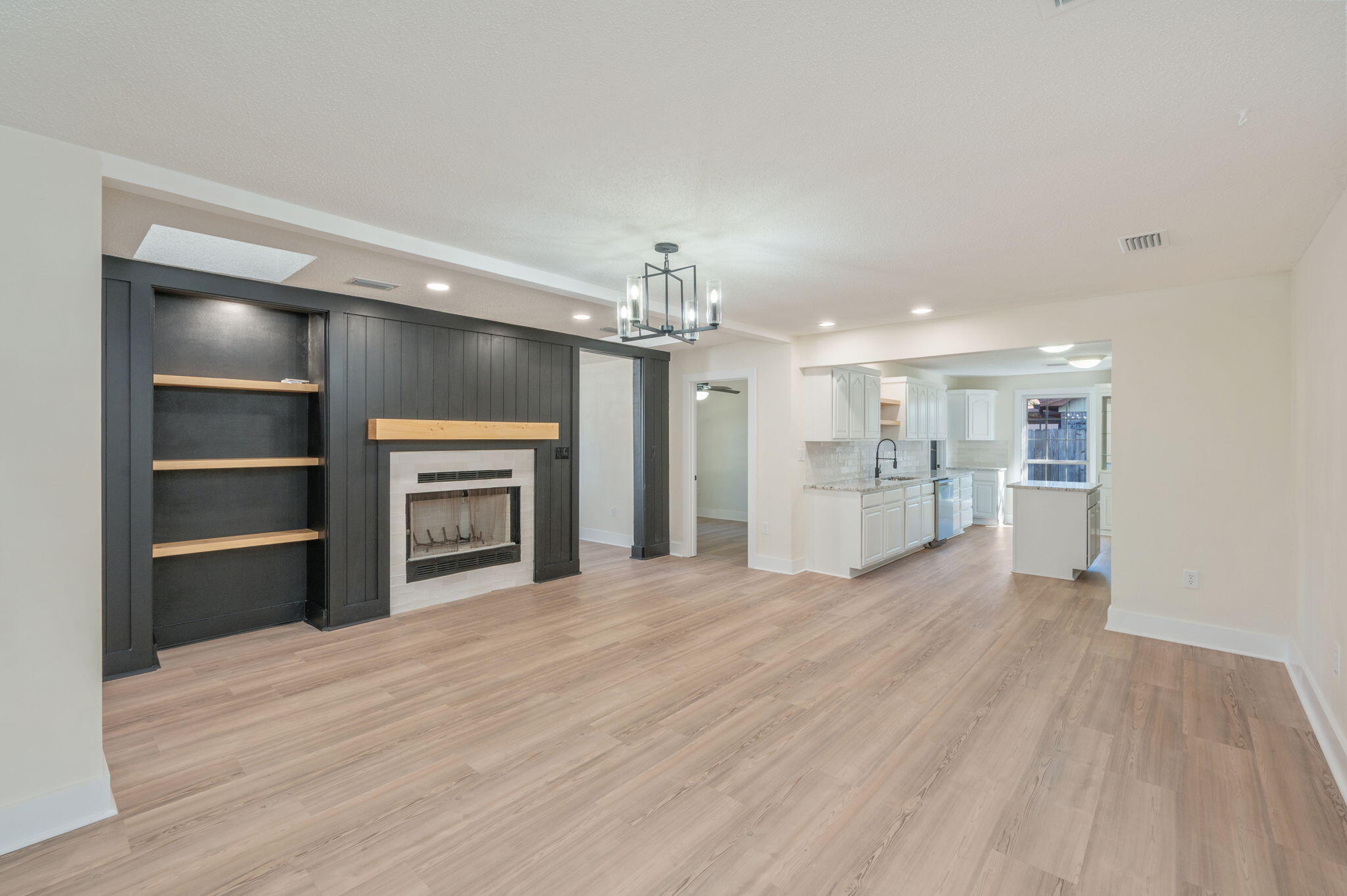 COLONY ESTATES - Residential