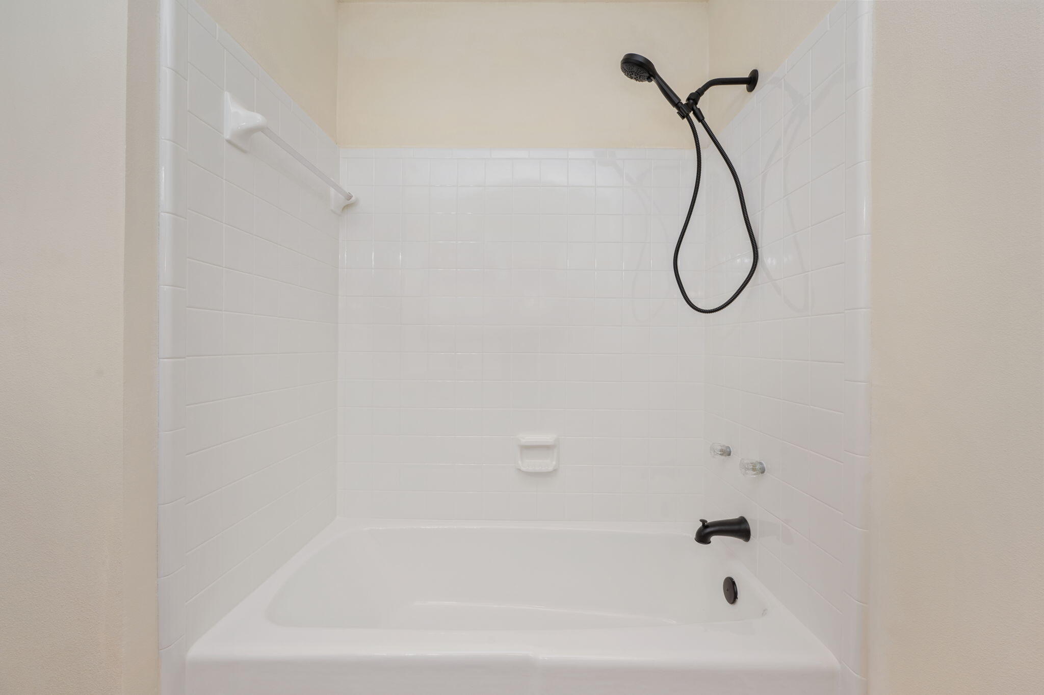 COLONY ESTATES - Residential