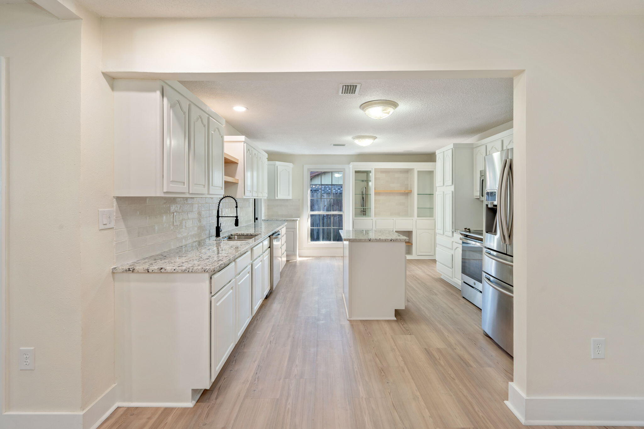 COLONY ESTATES - Residential