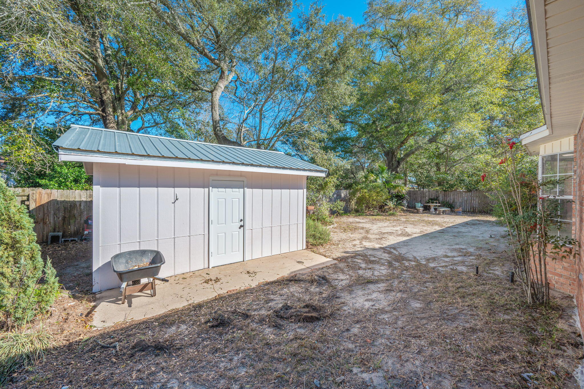 COLONY ESTATES - Residential