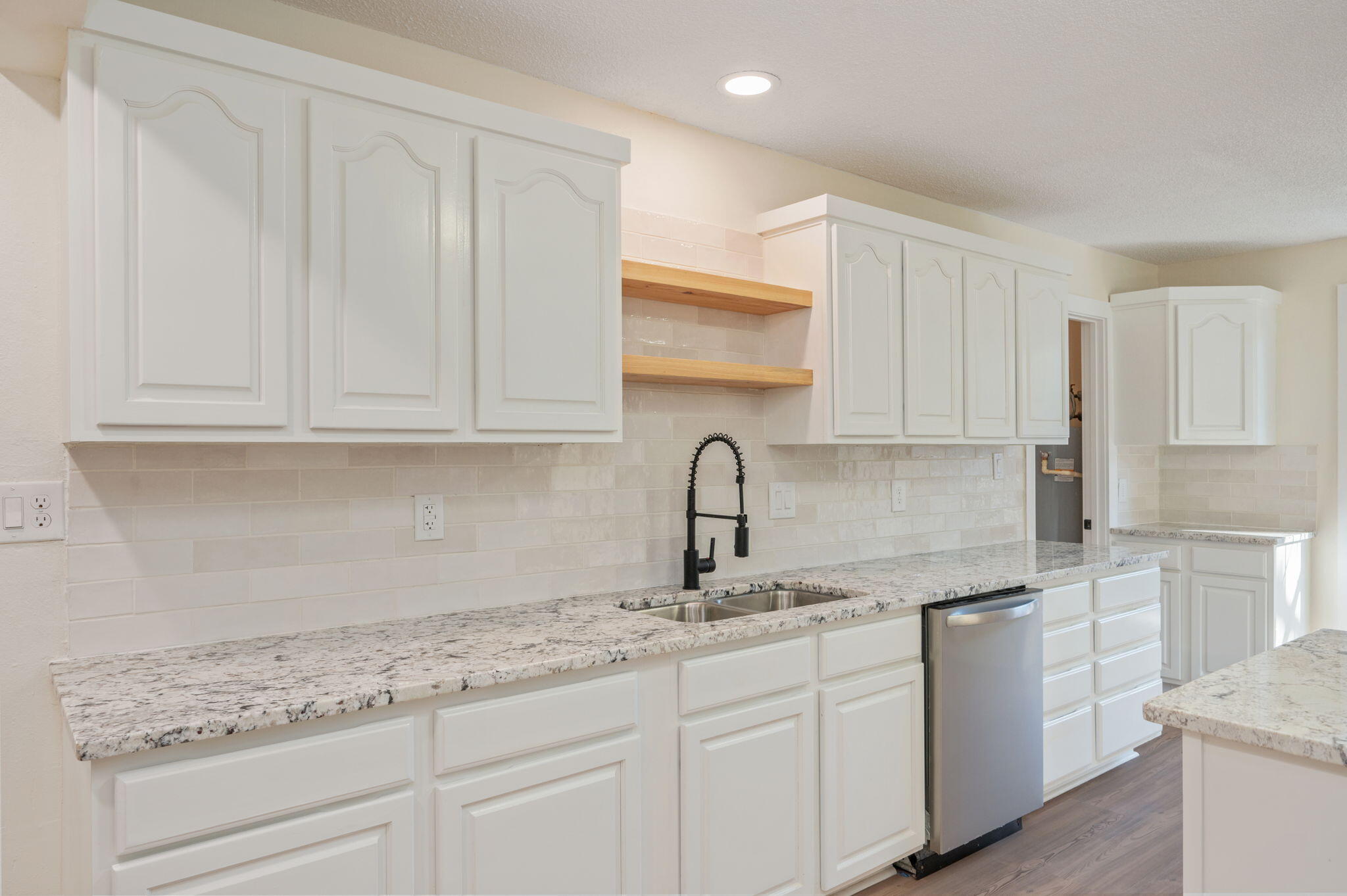 COLONY ESTATES - Residential