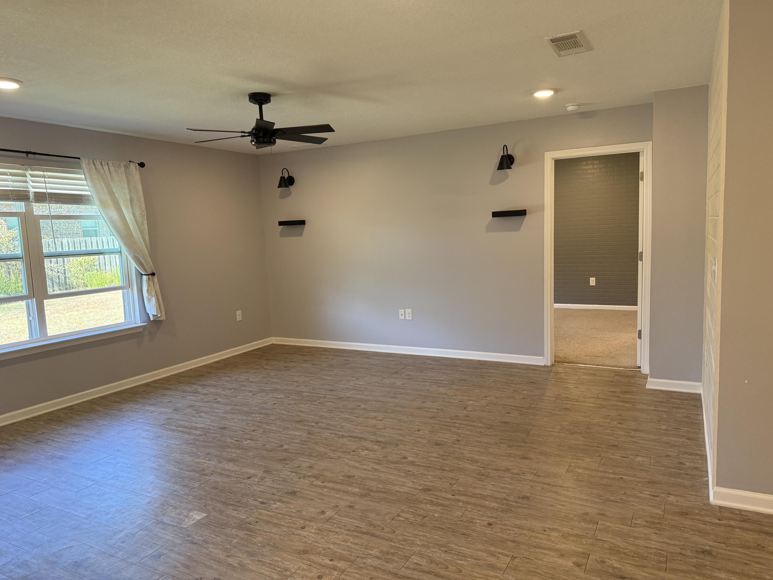 Redstone Commons - Residential Lease