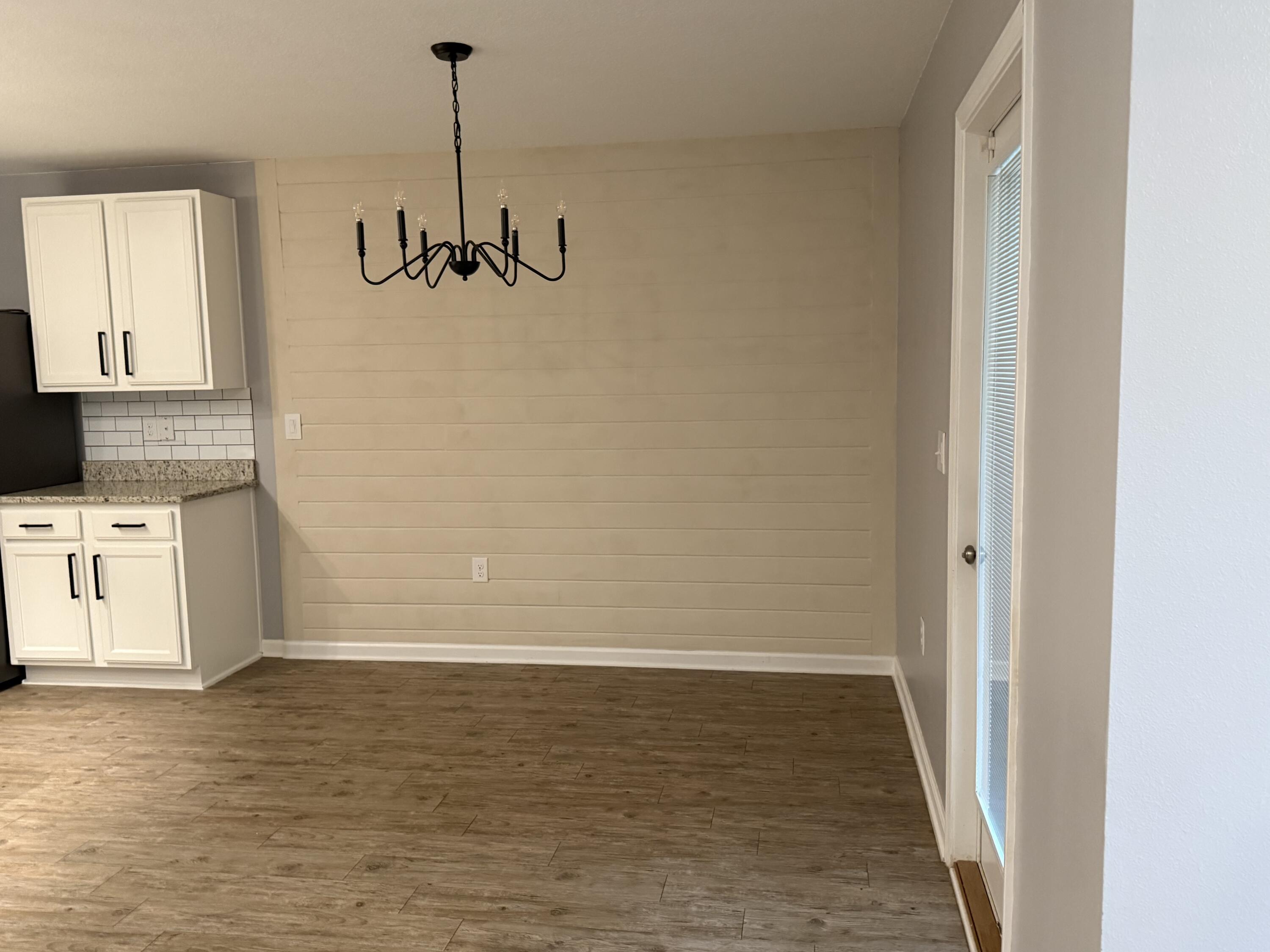 Redstone Commons - Residential Lease