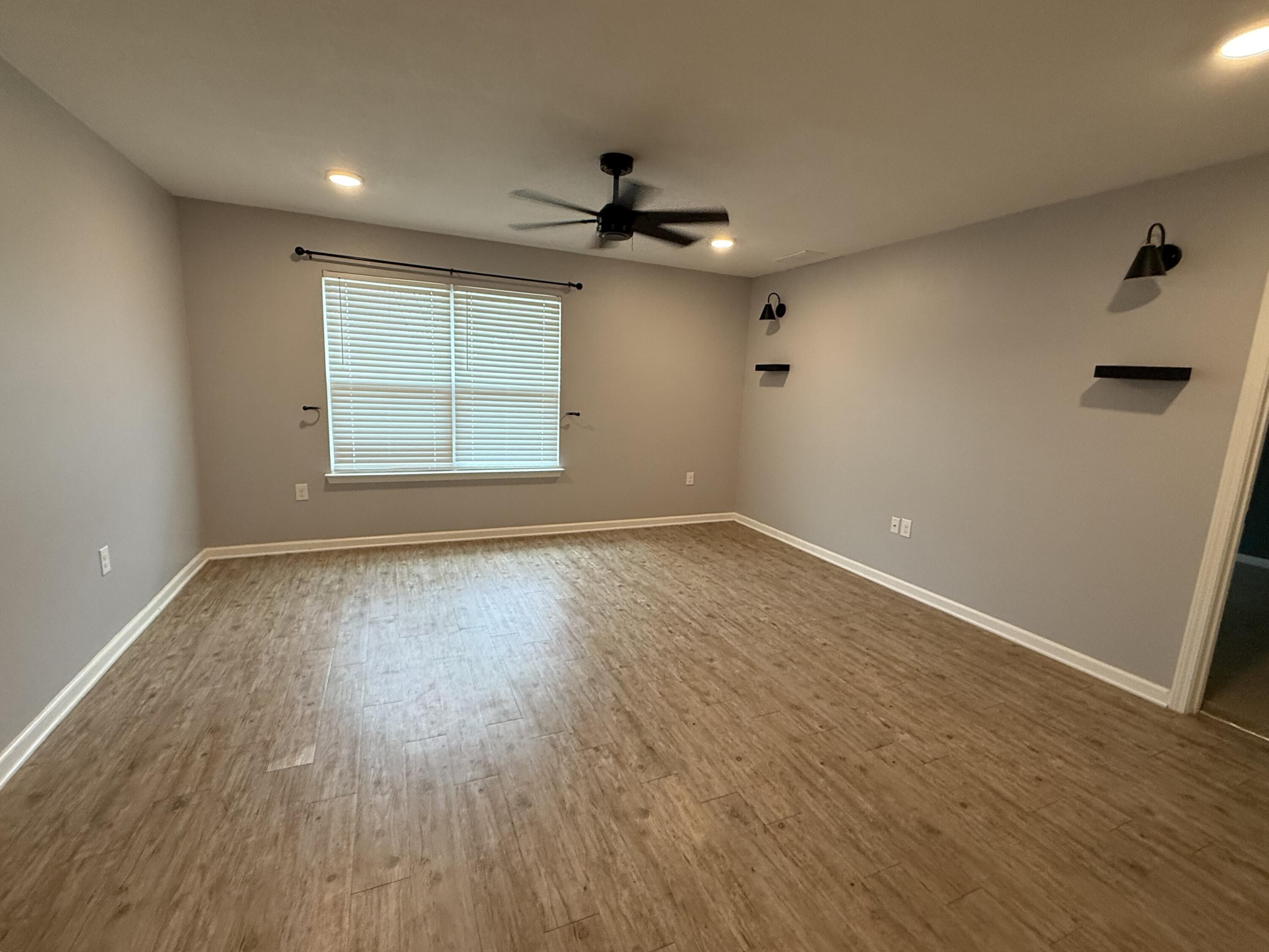 Redstone Commons - Residential Lease