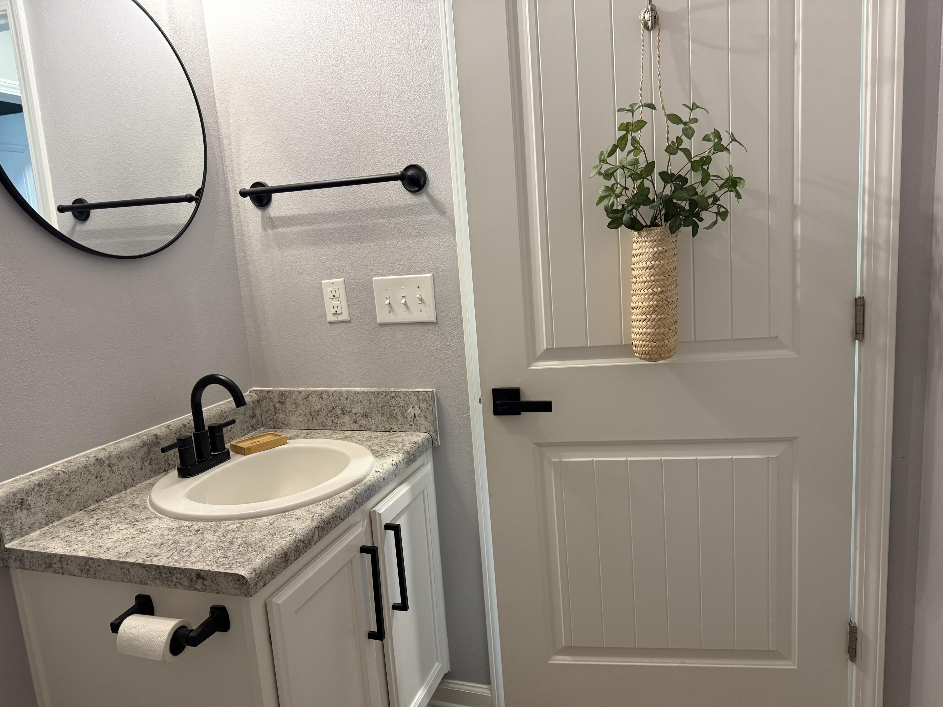 Redstone Commons - Residential Lease