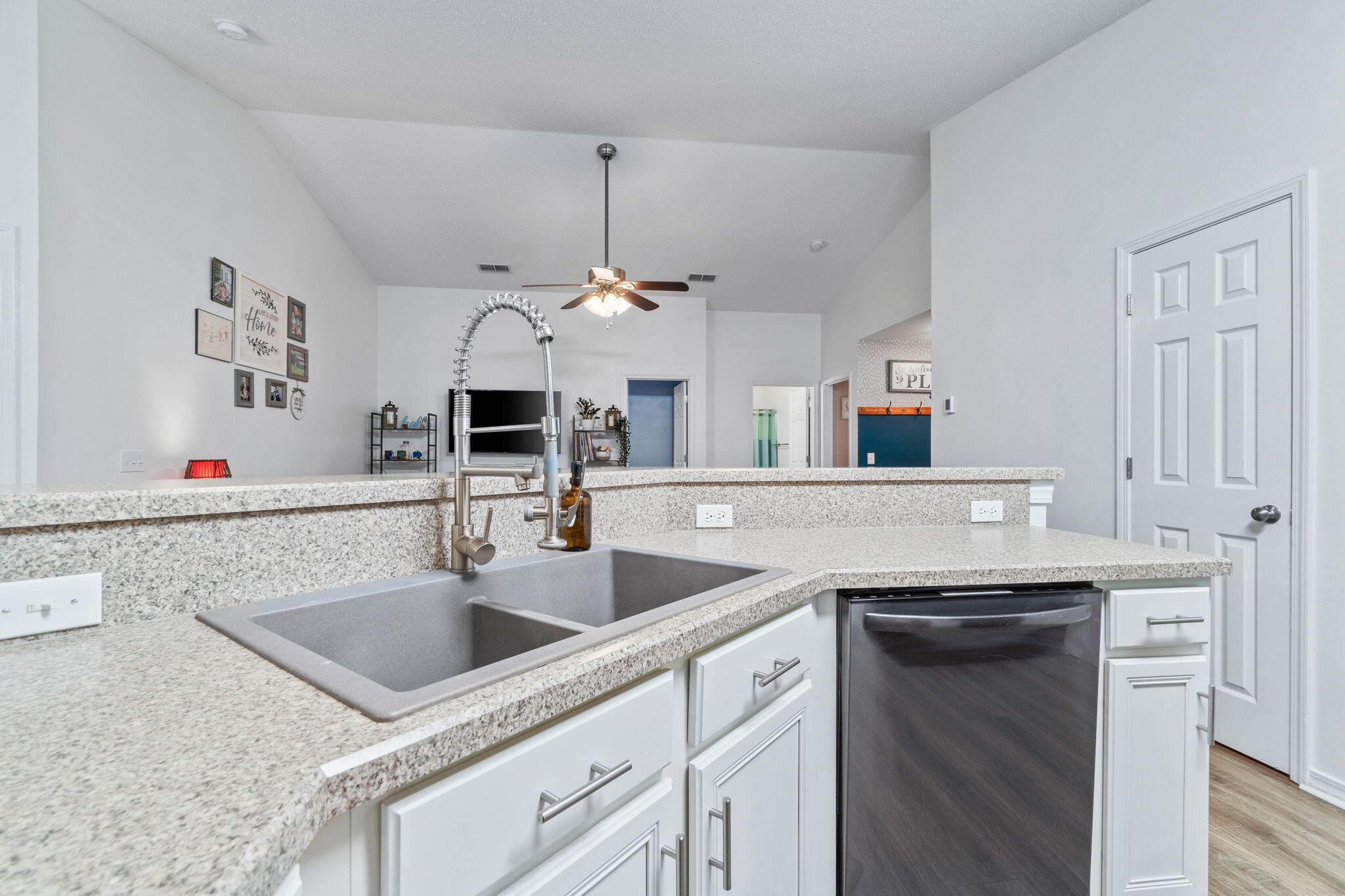 EVERGREEN SHORES 1ST ADDN - Residential