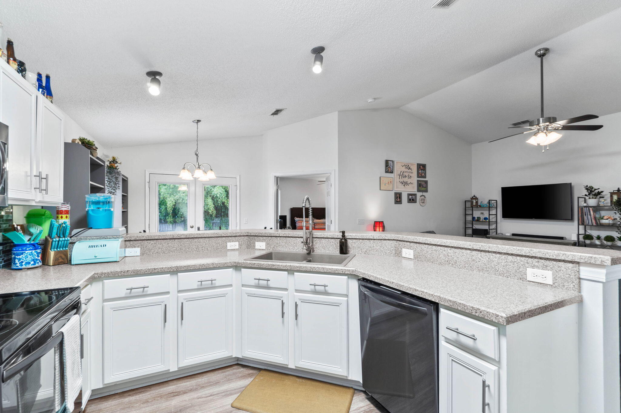 EVERGREEN SHORES 1ST ADDN - Residential