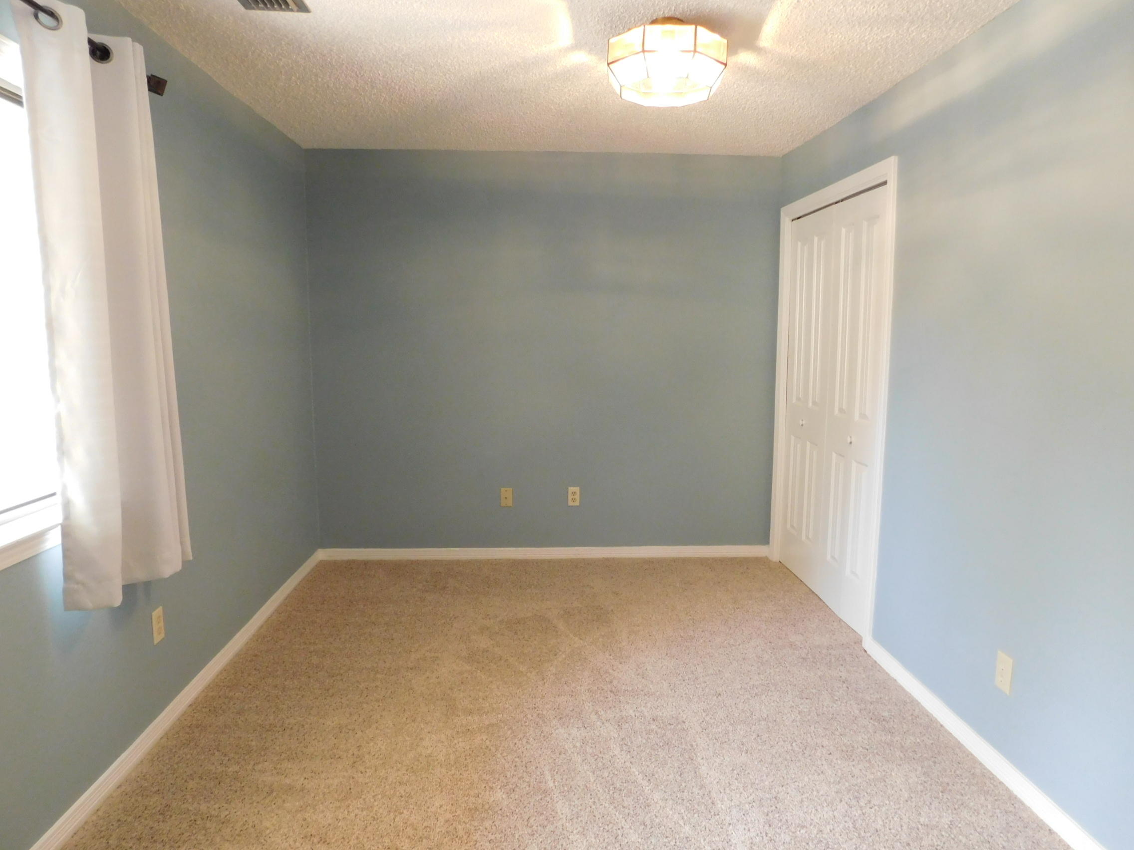 BAY VILLAS CONDOS - Residential