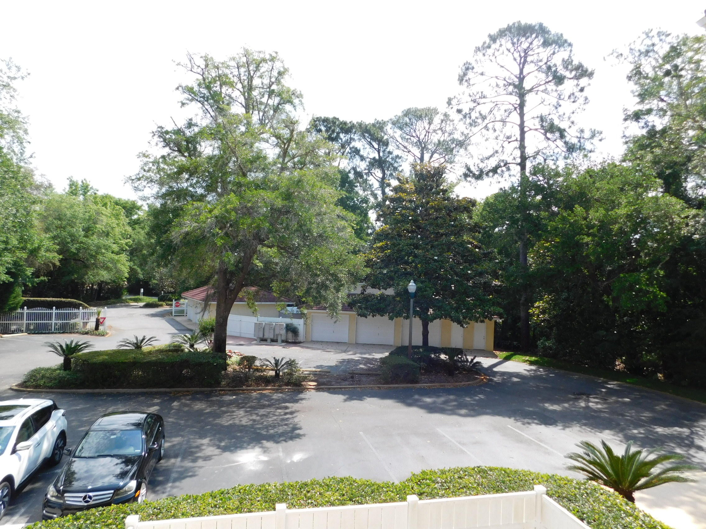 BAY VILLAS CONDOS - Residential