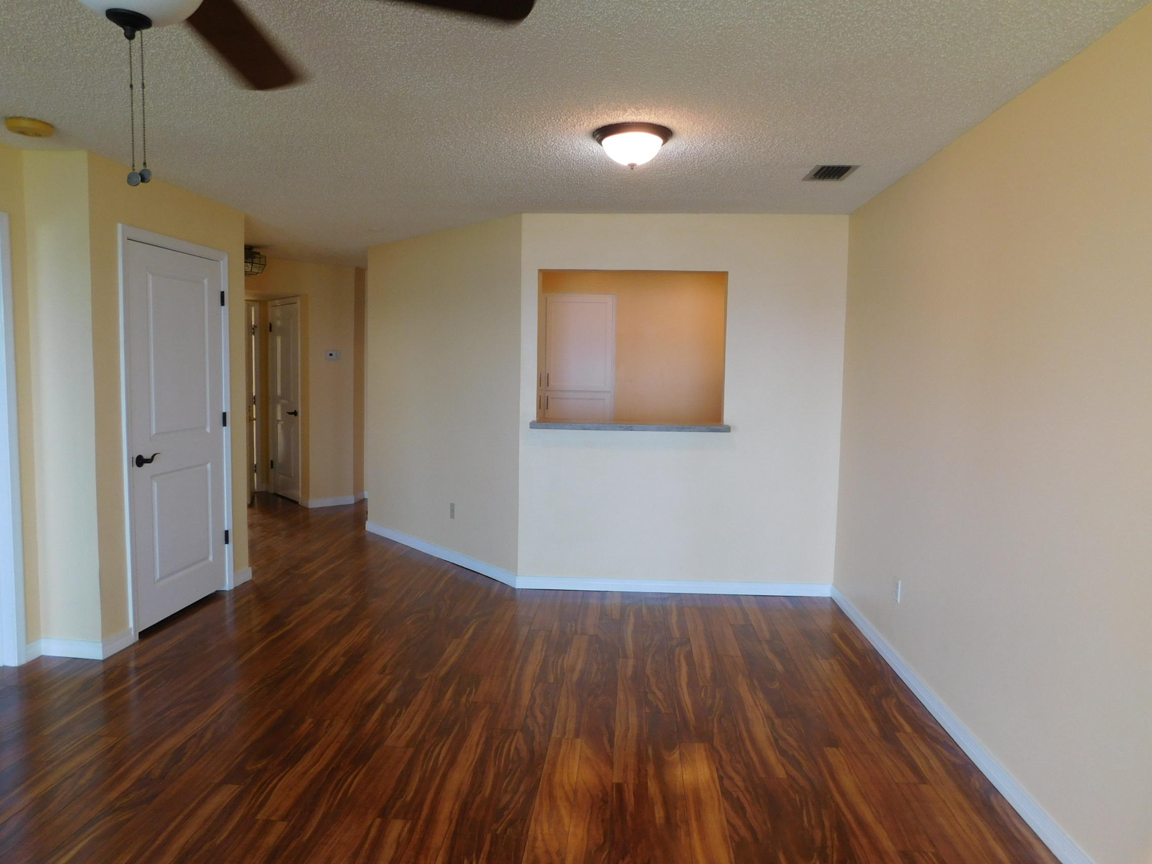 BAY VILLAS CONDOS - Residential