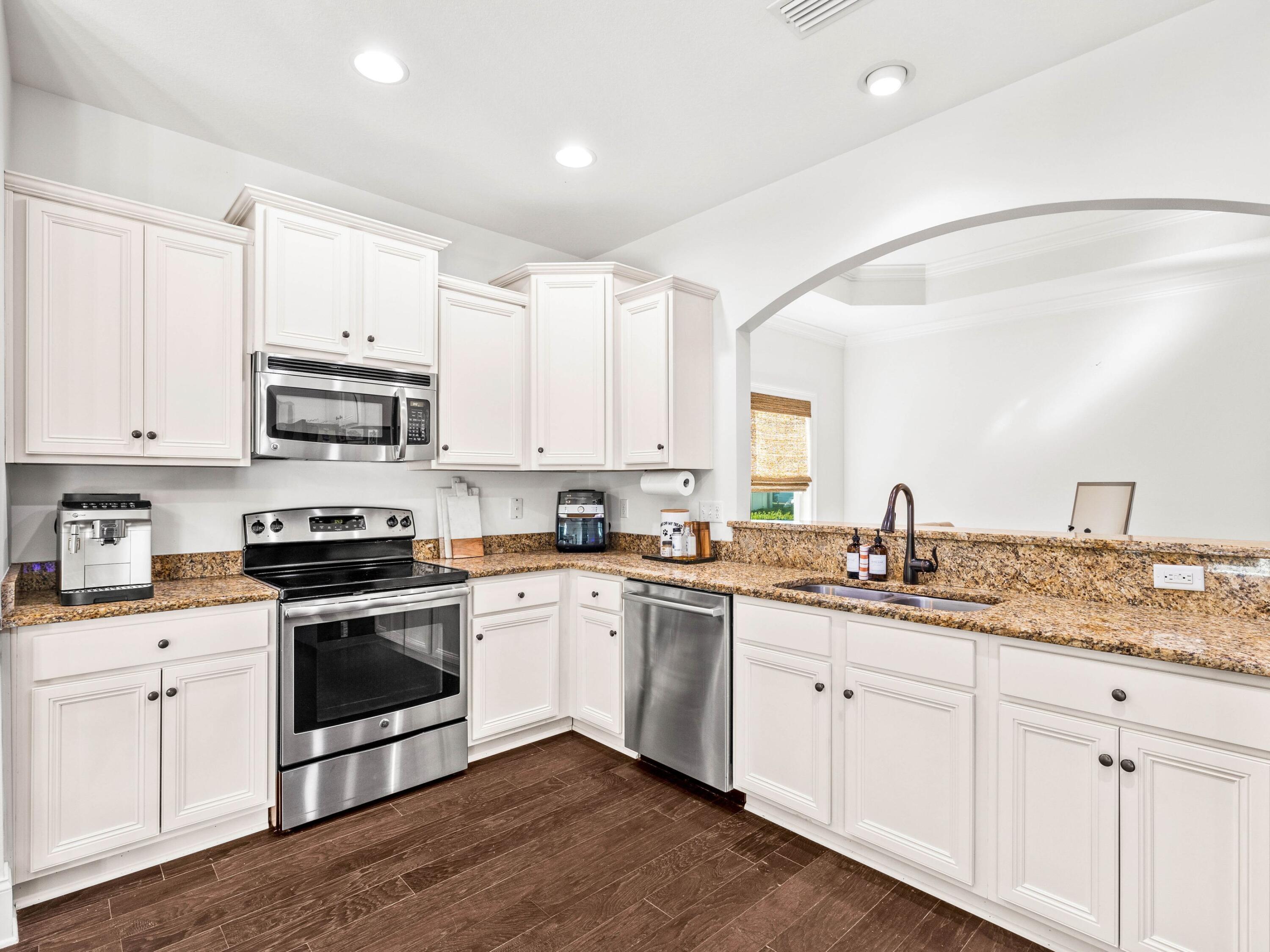 CYPRESS BREEZE PLANTATION - Residential