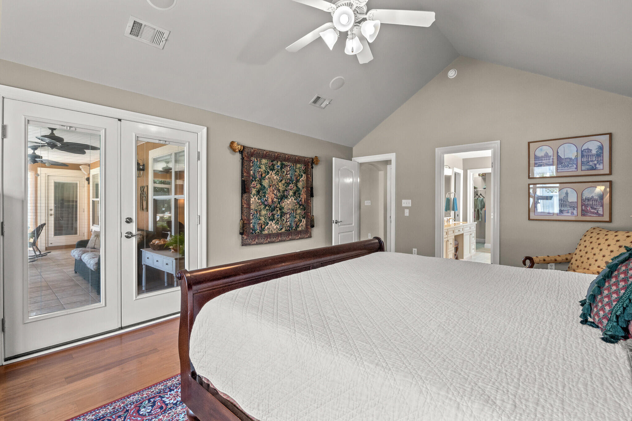 Emerald Lakes - Residential