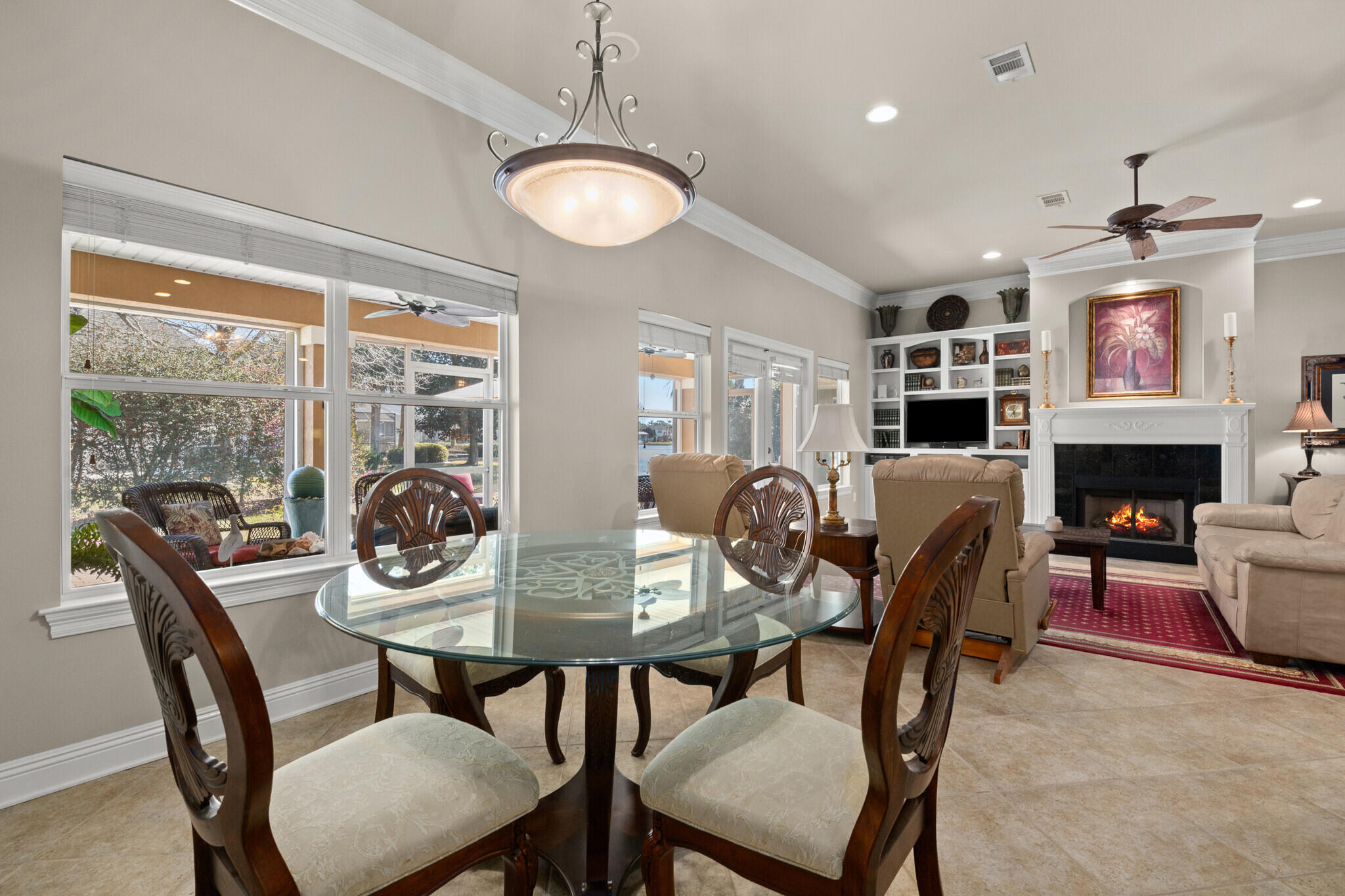 Emerald Lakes - Residential