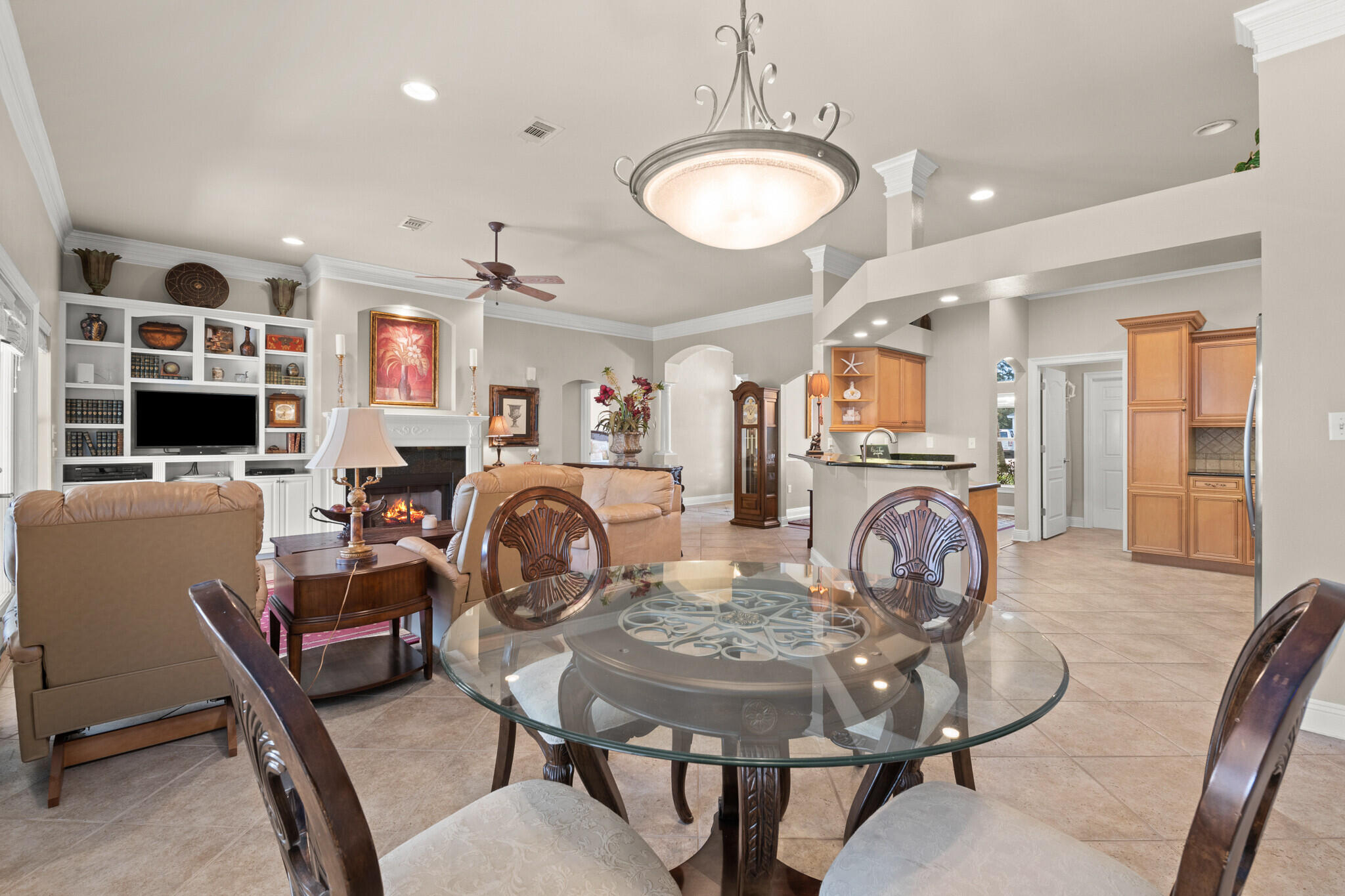 Emerald Lakes - Residential