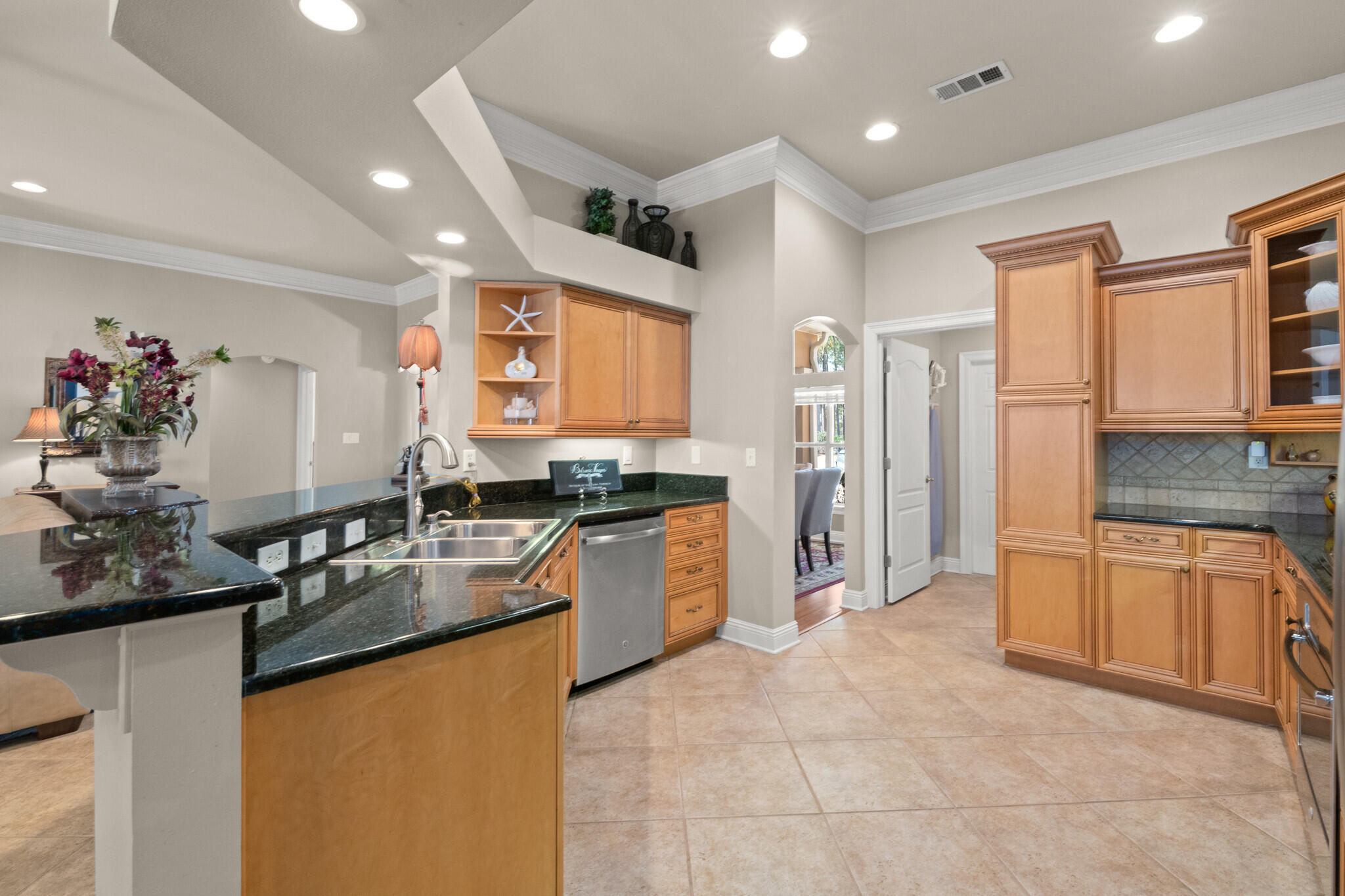 Emerald Lakes - Residential