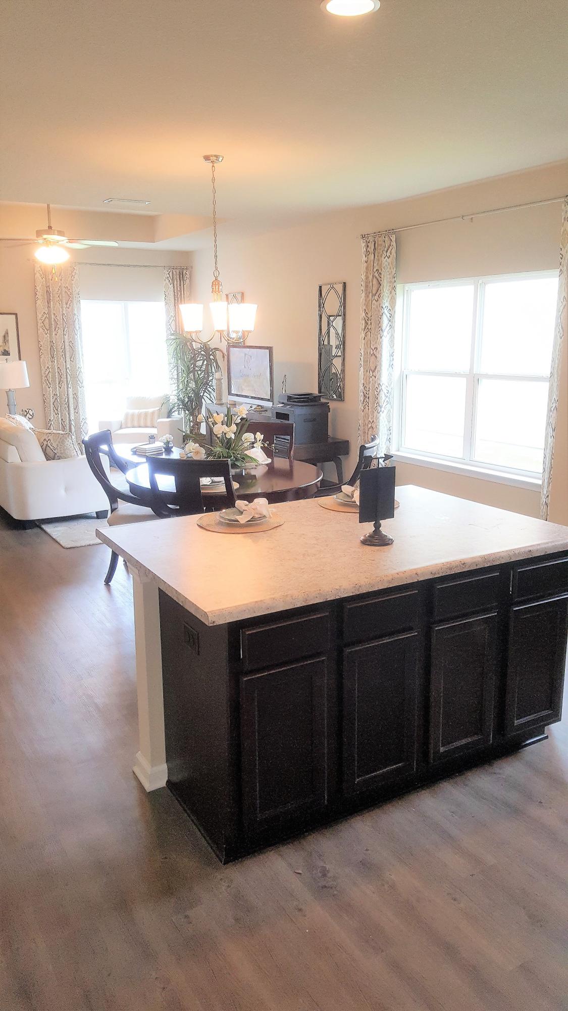 HAMMOCK BAY - Residential