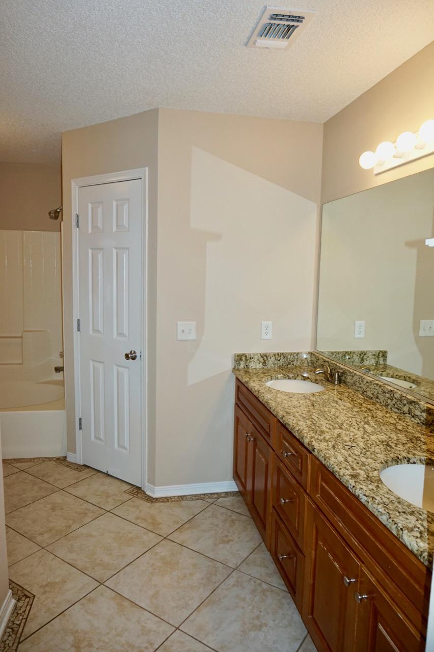 ORION LAKE - Residential