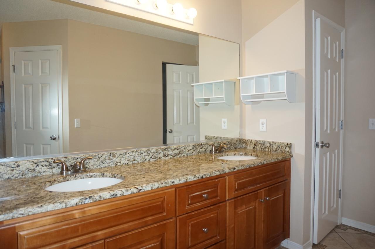 ORION LAKE - Residential