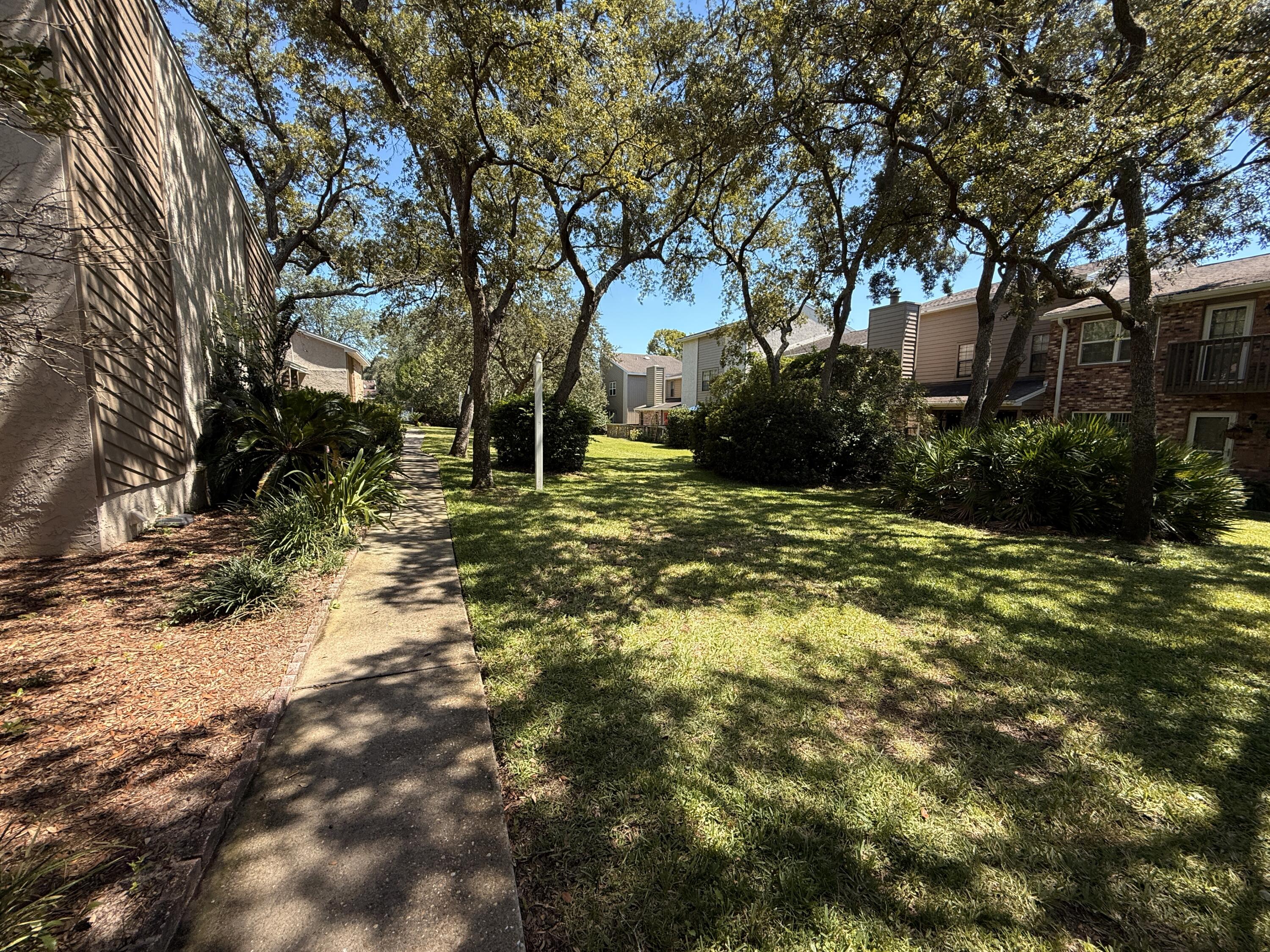 GREEN ARBOR T/H - Residential