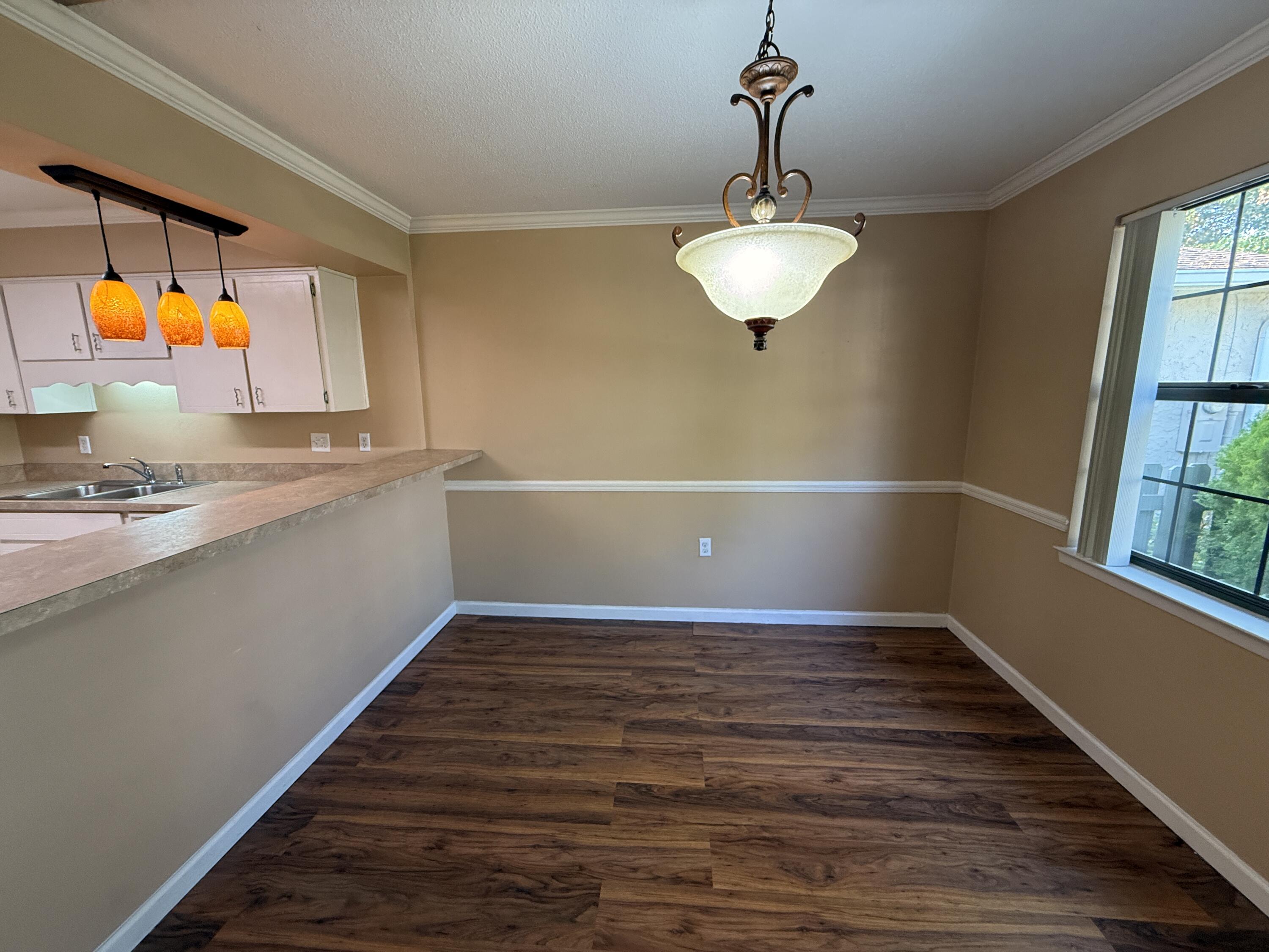 GREEN ARBOR T/H - Residential