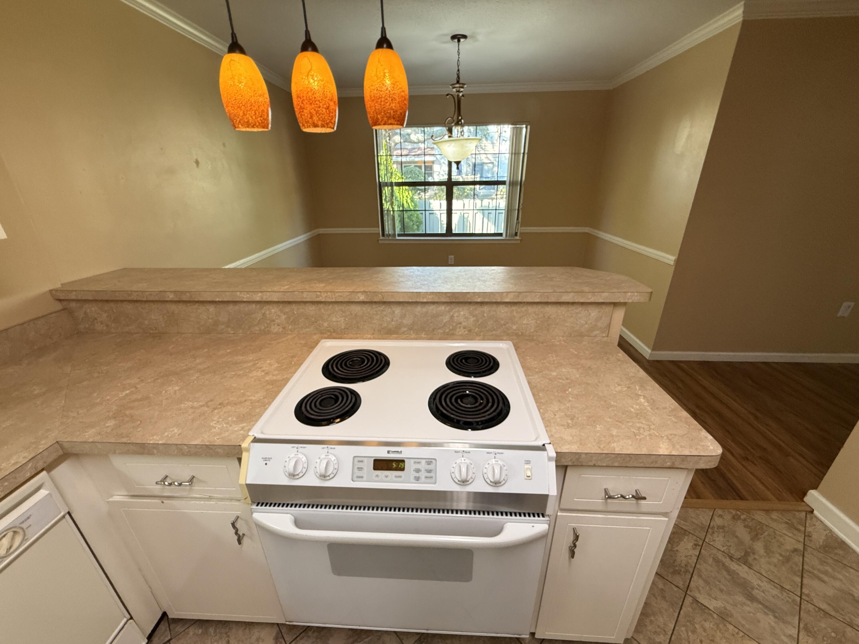 GREEN ARBOR T/H - Residential