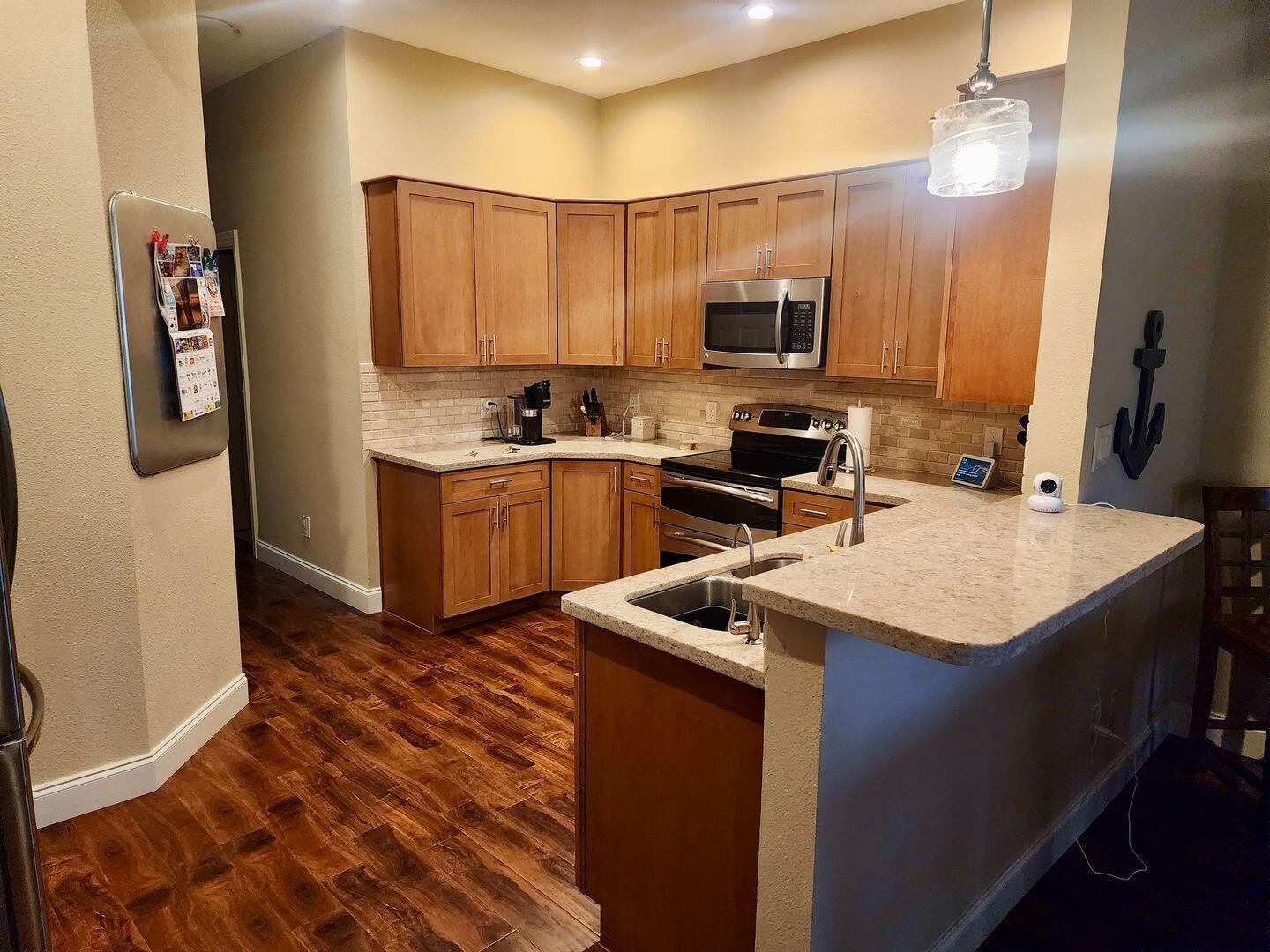 DESTIN BEACH CLUB - Residential Lease