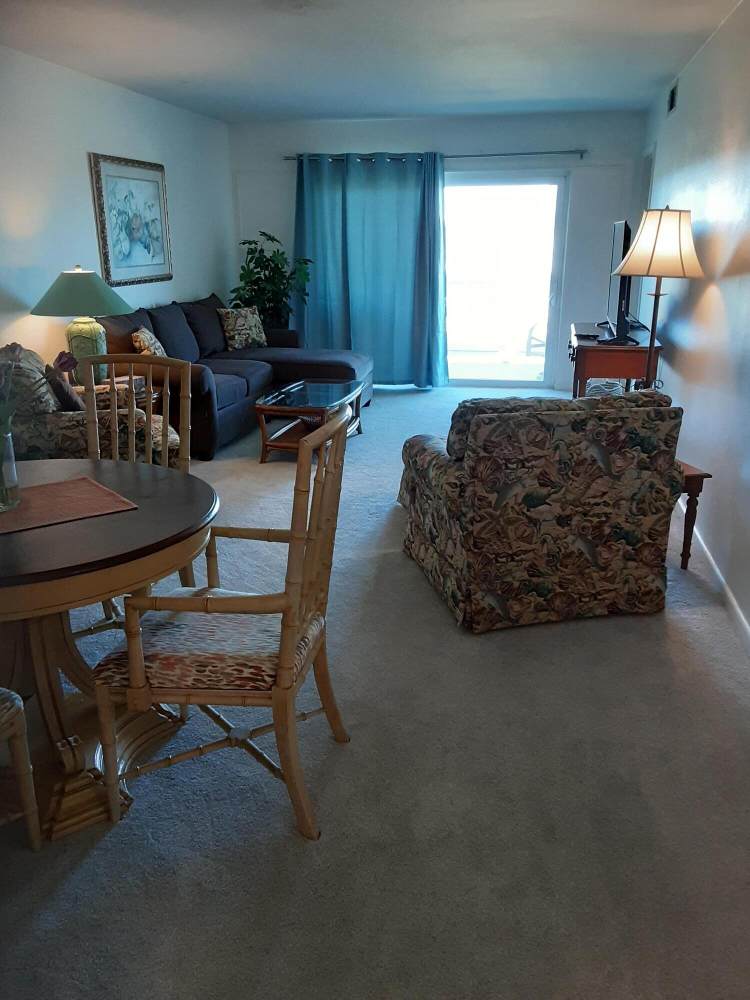 EL MATADOR CONDO - Residential