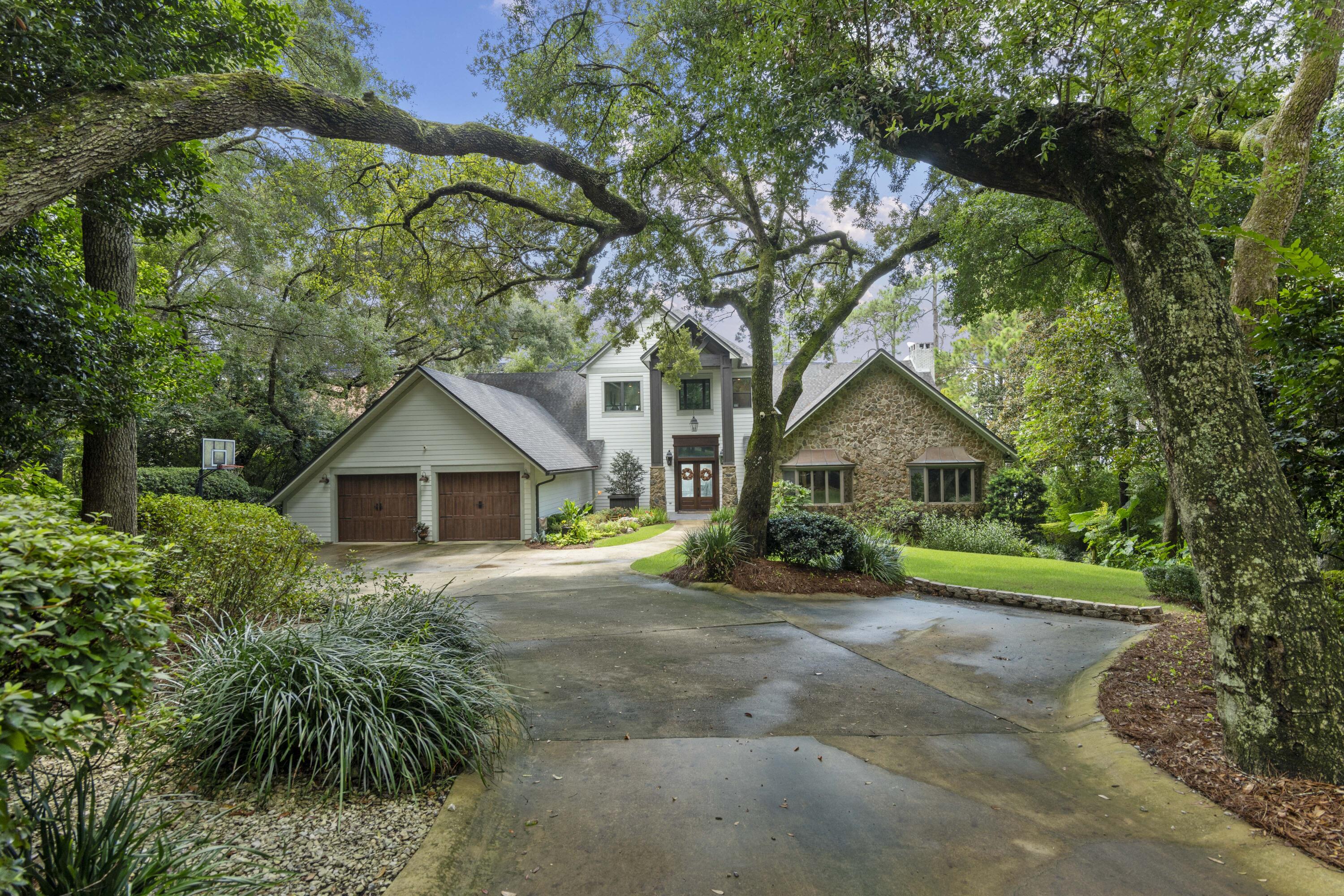 ROCKY BAYOU COUNTRY CLUB ESTATES 2 - Residential