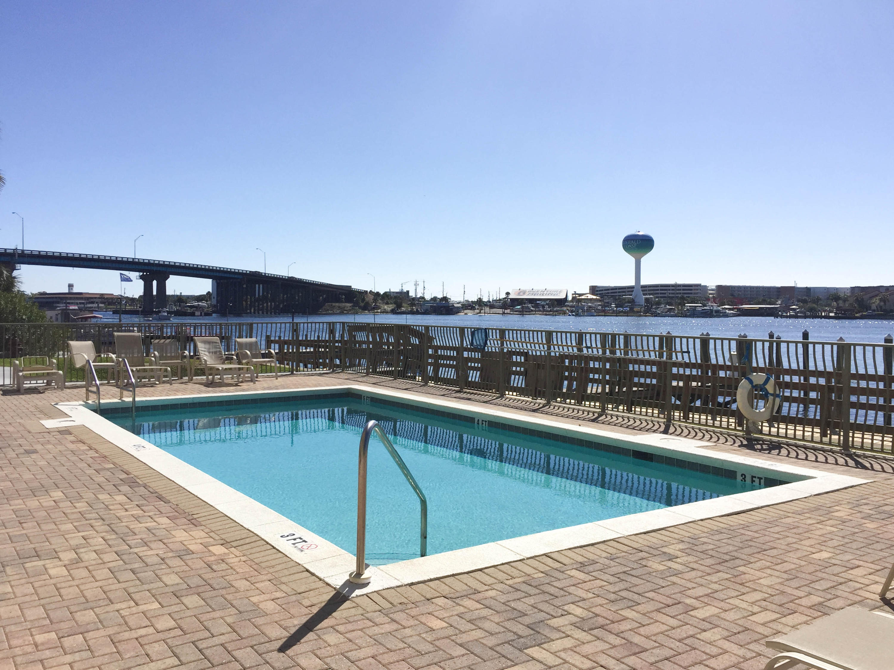 SAILWATCH LANDING - Residential