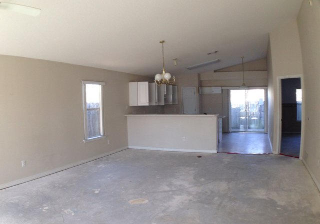 VILLAS AT CHANTILLY THE - Residential