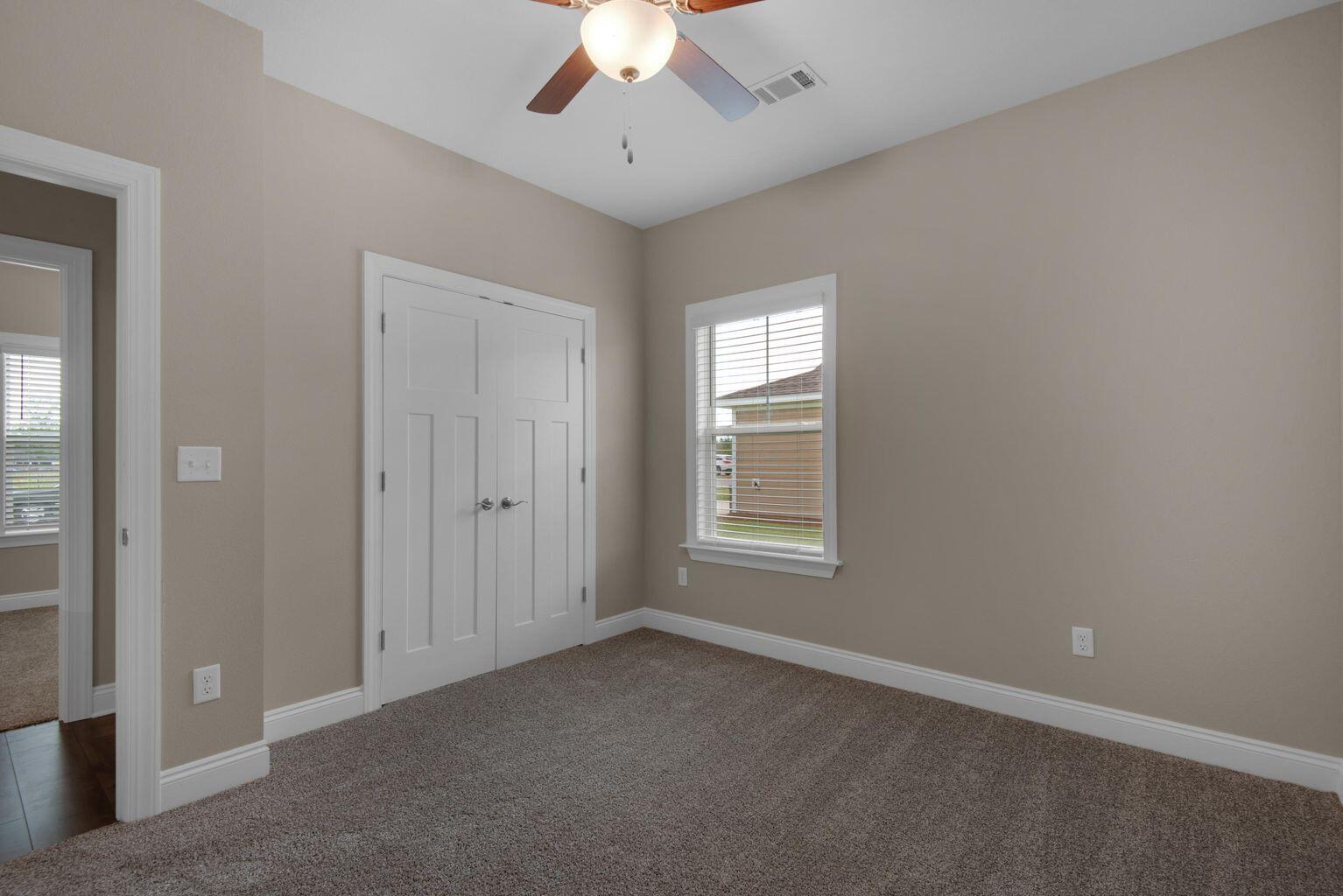 CROSS CREEK - Residential