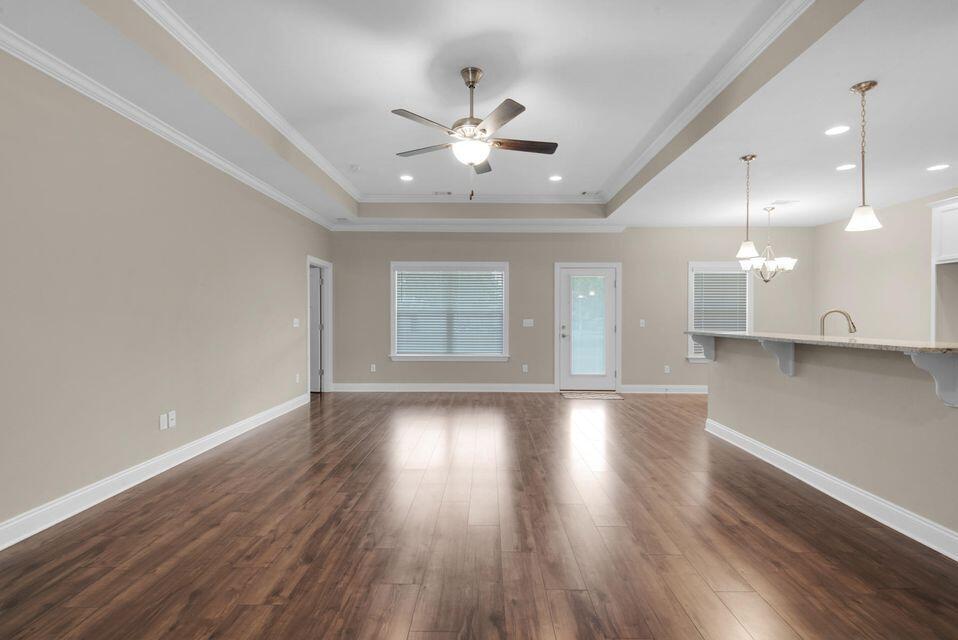 CROSS CREEK - Residential