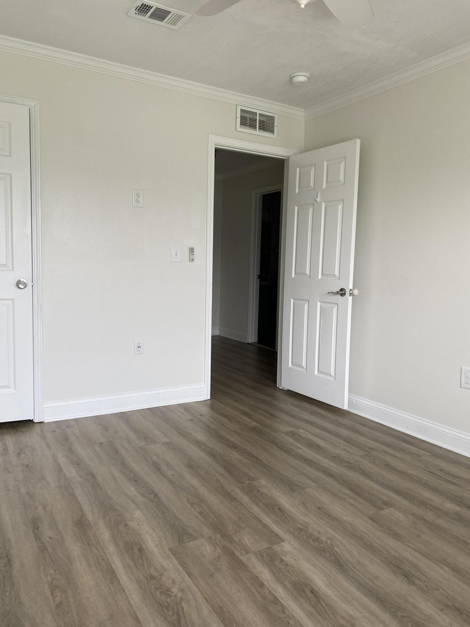 EAGLES LANDING S/D - Residential Lease