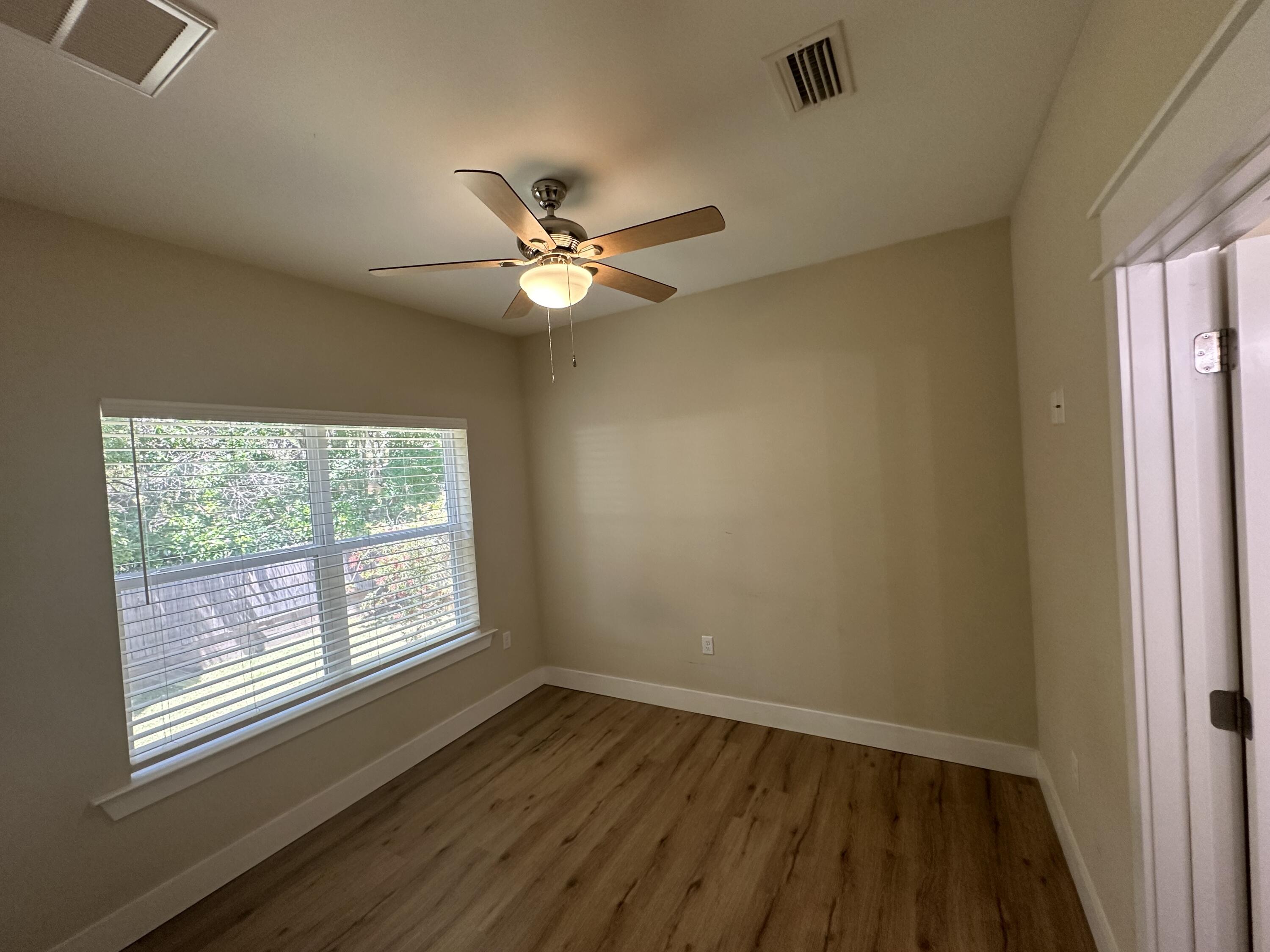 KELLYS ADDN - Residential Lease