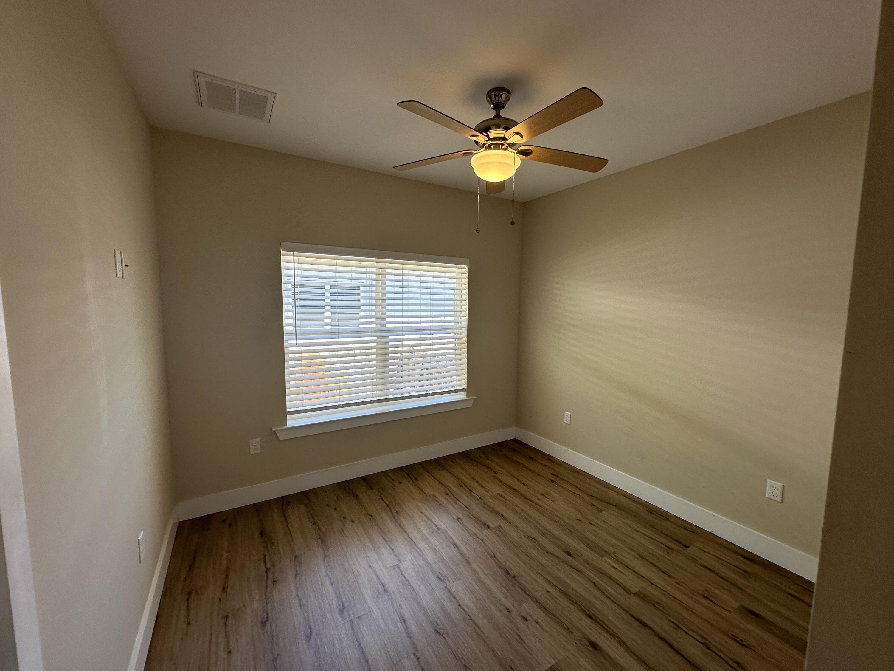KELLYS ADDN - Residential Lease
